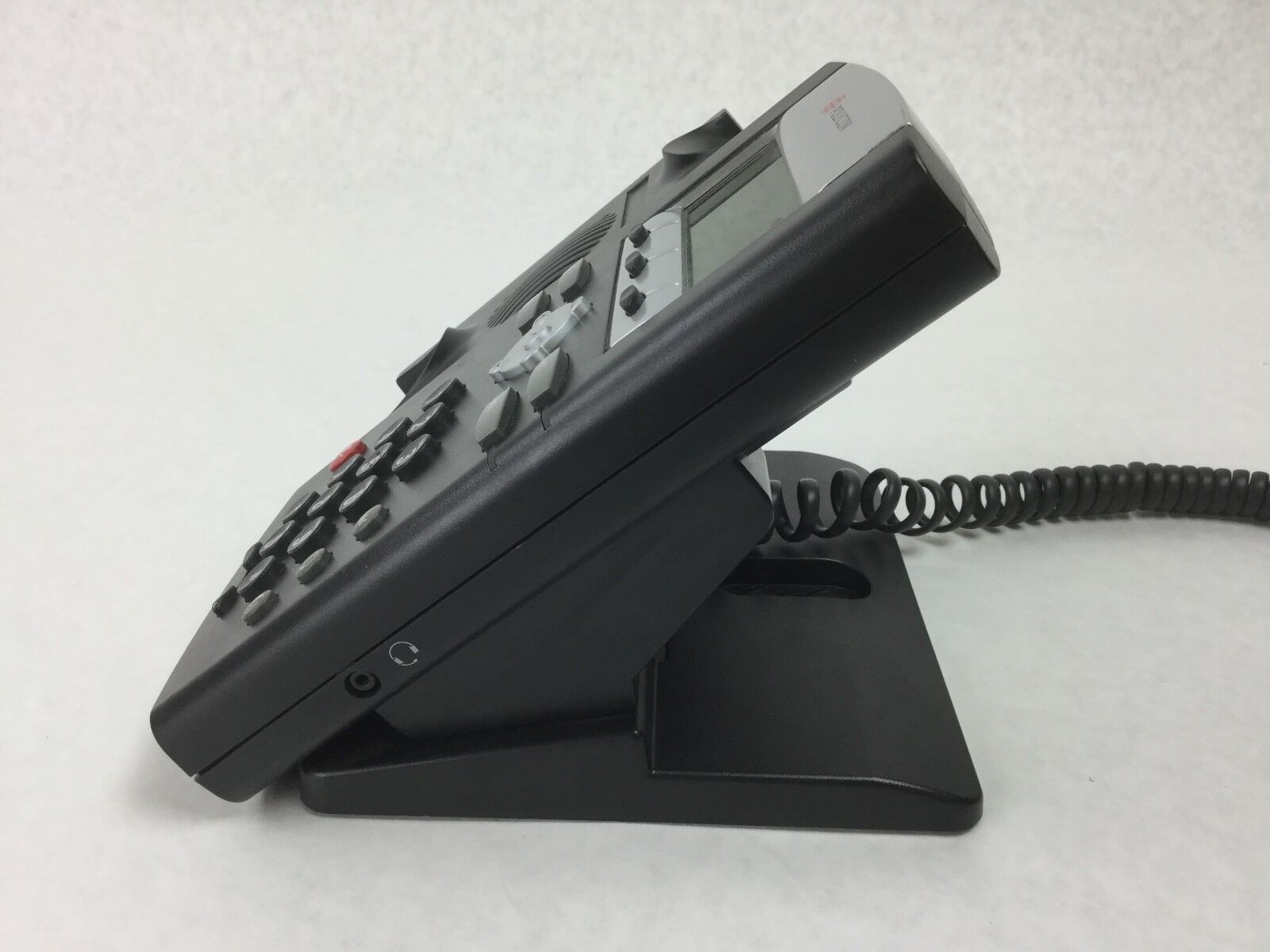 Polycom SoundPoint IP 331 SIP Business Phone 2201-12365-001