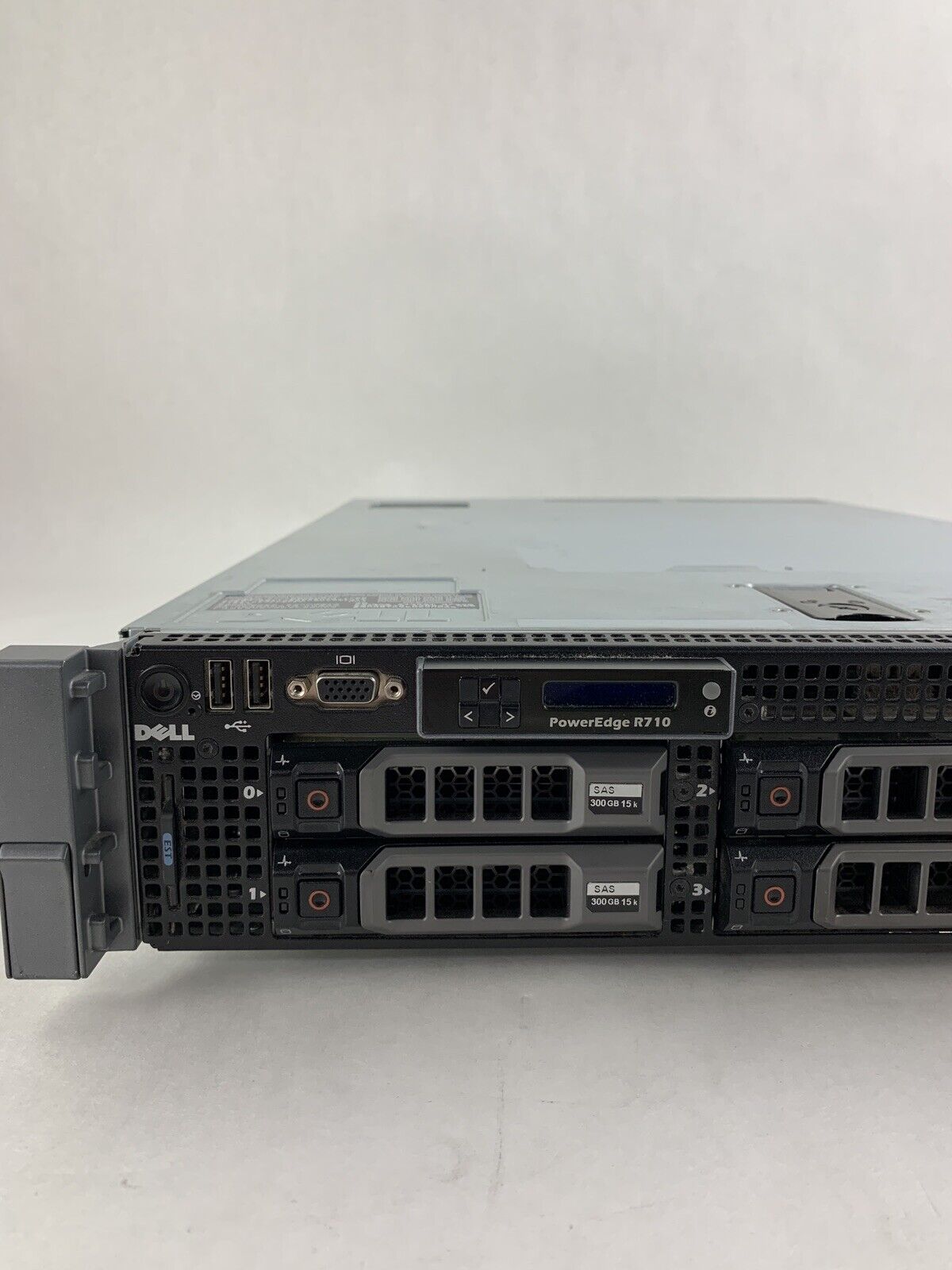 Dell PowerEdge R710 Server 2x E5560 2.8 GHz 32 GB Ram No HDD No OS 61i Raid