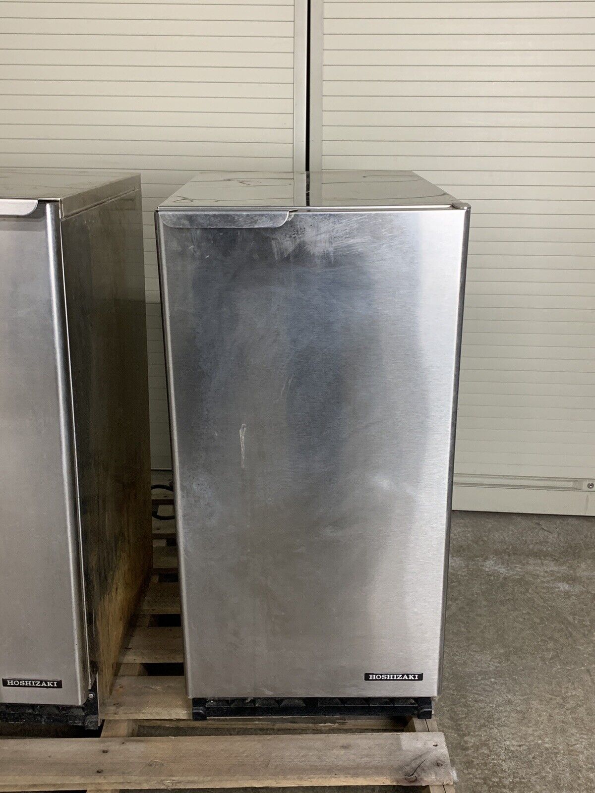 Hoshizaki Ice Maker AM-50BAE-AD Commercial Ice Maker Untested For Parts & Repair