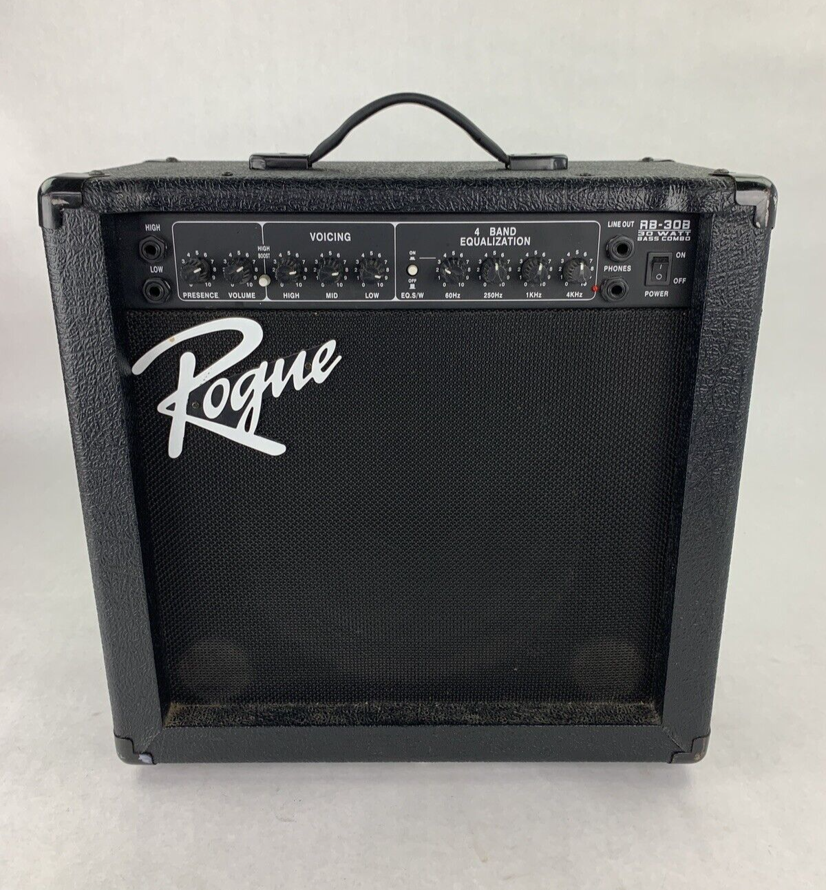 Rogue RB-30B Bass Combo Amplifier Tested