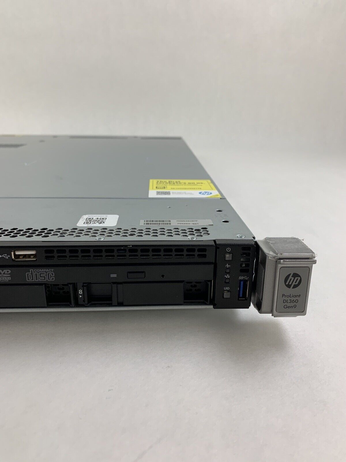 HP ProLiant DL360 Gen9 1x E5-2630V3 2.8 GHz 64 GB Ram No HDD No OS P440AR