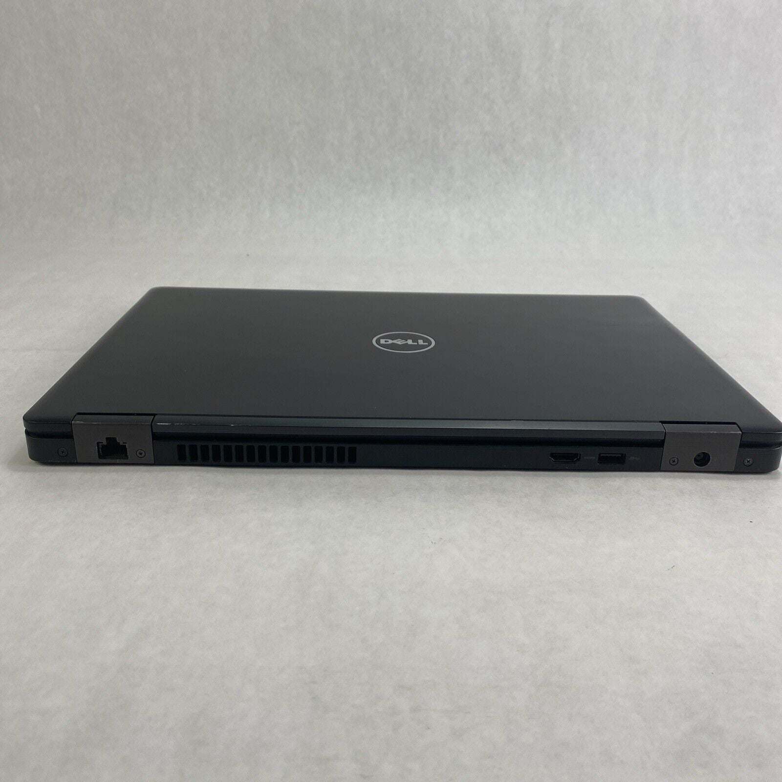 Dell Latitude 5580 Core i5-7300U 2.6GHz 8GB RAM 15.6" No Battery No HDD No OS