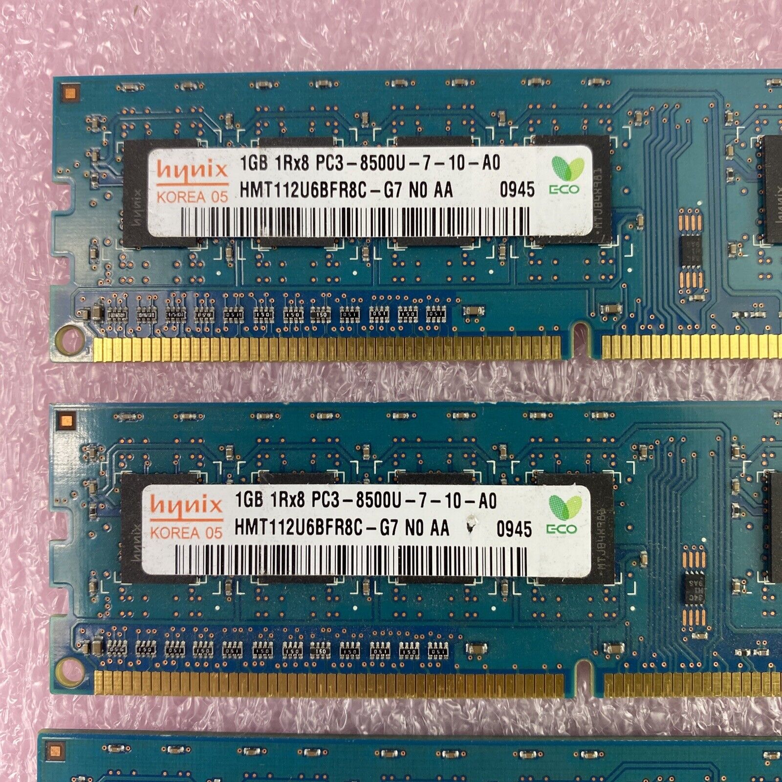 Lot( 4 ) 1GB Hynix HMT112U6BFR8C-G7 1Rx8 PC3-8500U DDR3 non-ECC Desktop RAM