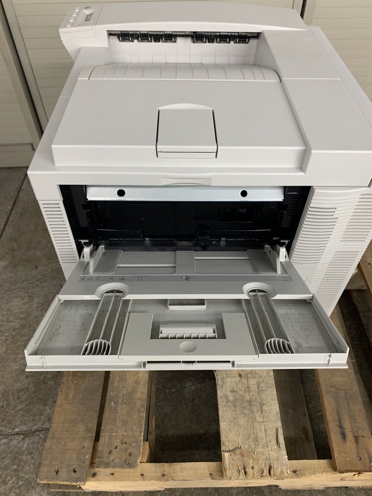 HP LaserJet 8150N Series Workgroup Laser Printer Tested