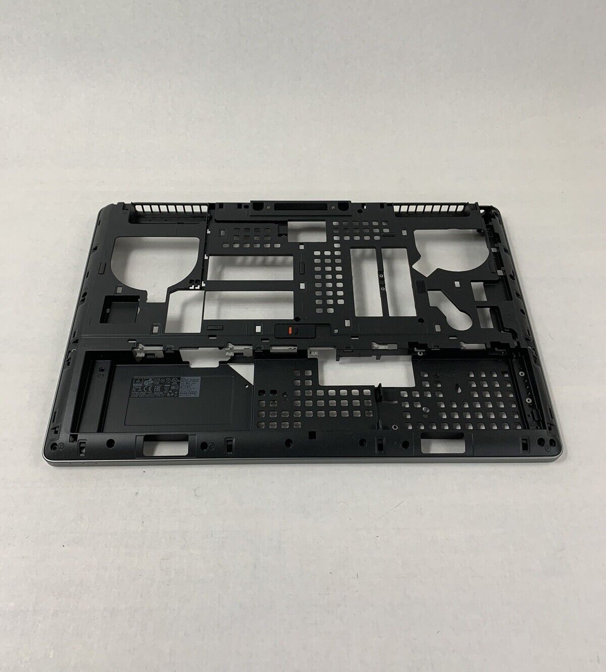 Dell Precision 7710 7720 Laptop Bottom Base Assembly 04M07T