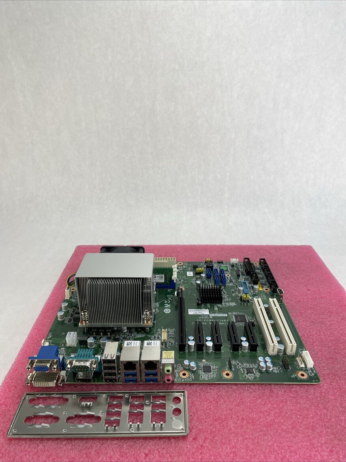 Advantech AIMB-786 Motherboard Intel Core i7-9700E 2.6GHz 8GB RAM w/Shield