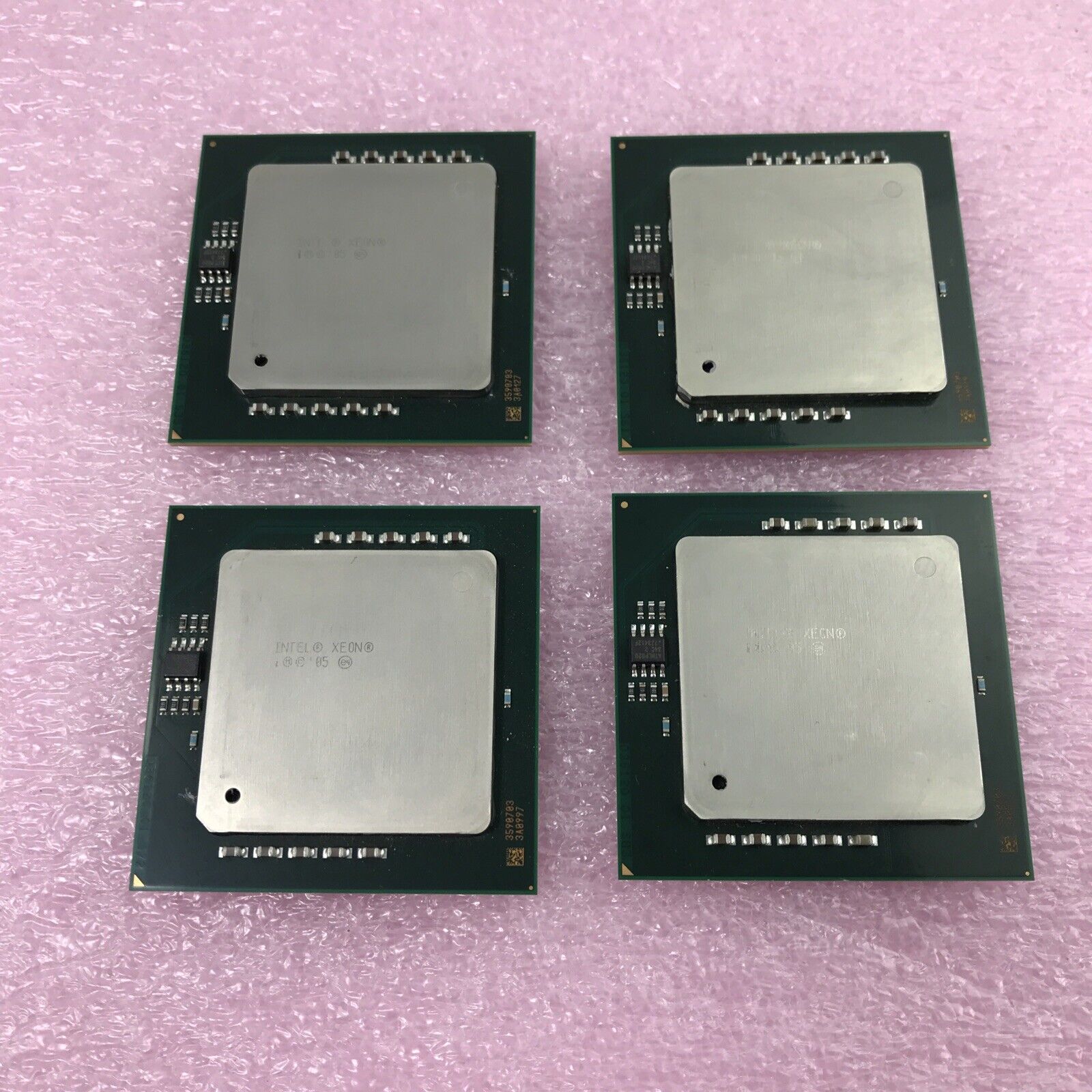 Lot of 4 Intel Xeon SLA6C E7220 @ 2.93GHz 8MB Dual-Core CPU Processor