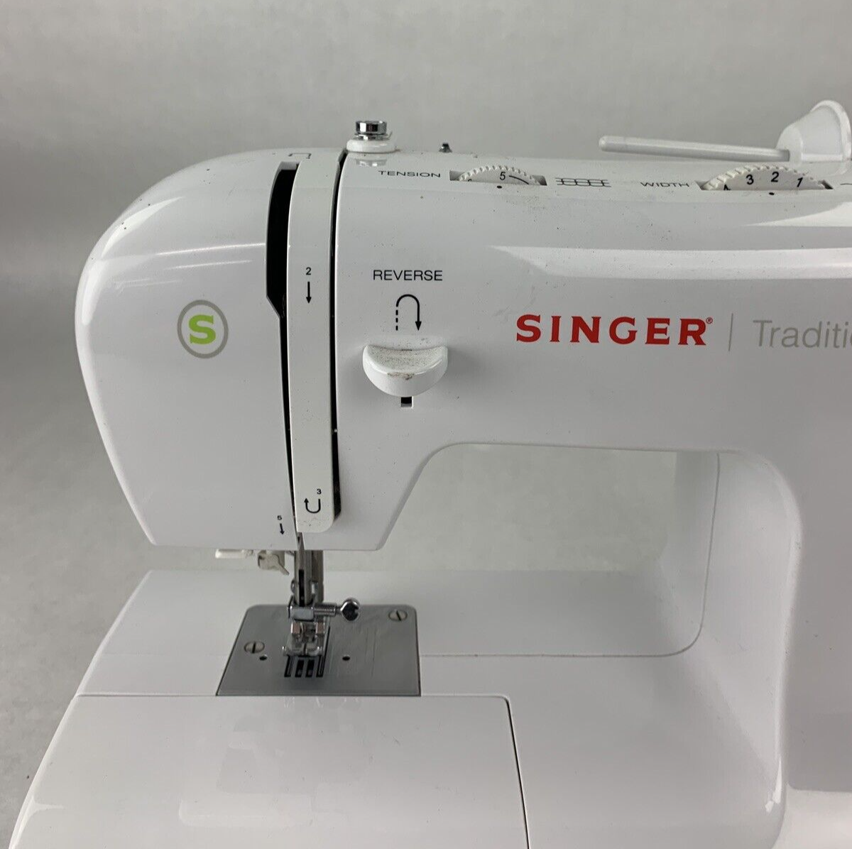 Signer Tradition 2277 Sewing Machine Untested No Cords