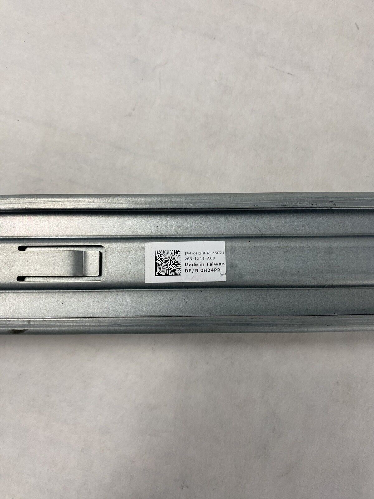 Dell Sliding Rackmount Rail Kit 0H24PR Left Front Only