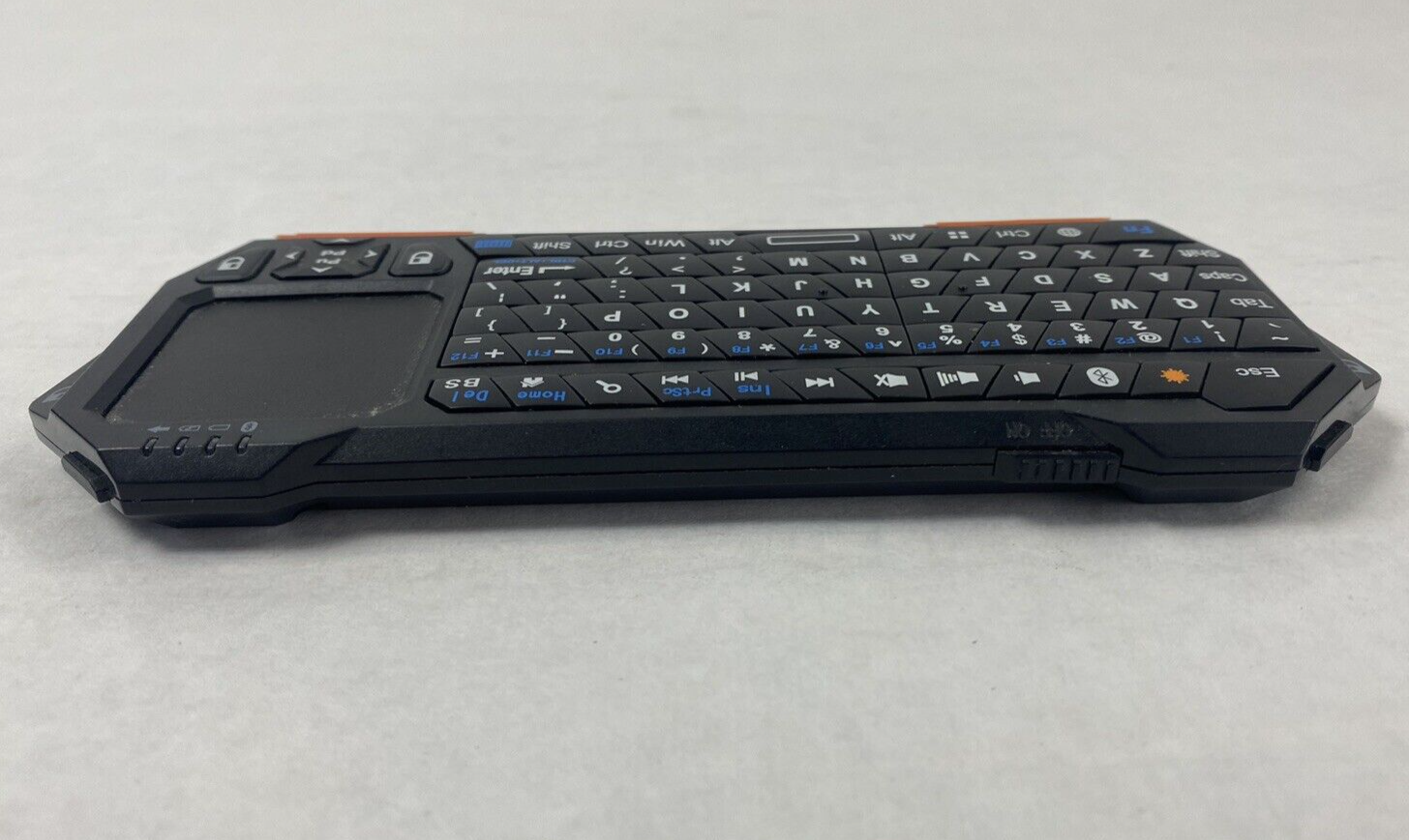 Mini Bluetooth Keyboard with Built-In Touchpad IS11-BT05 Power Tested