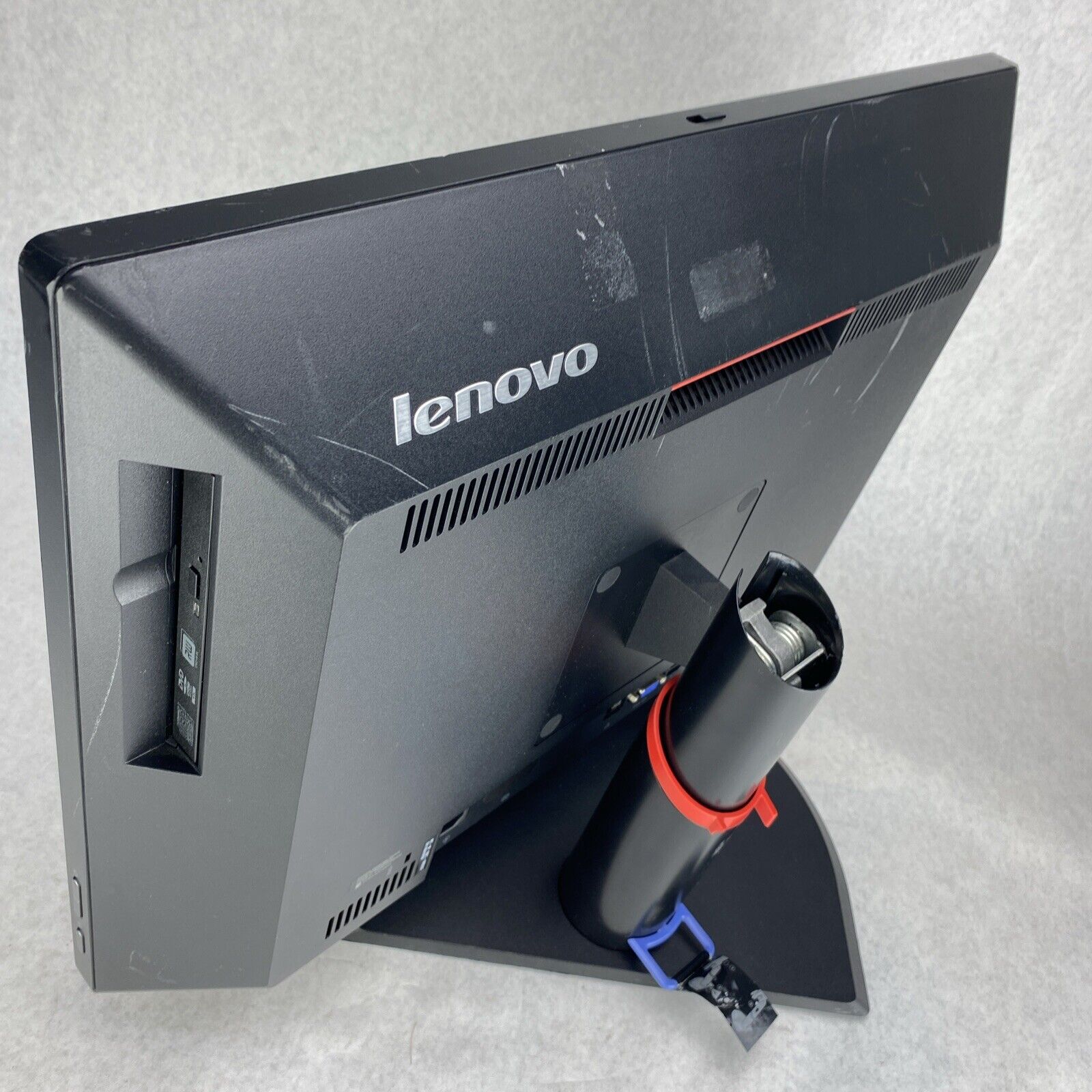 Lenovo ThinkCentre M73z 20" AIO Intel Core i3-4130 3.40GHz 4GB RAM No HDD No OS