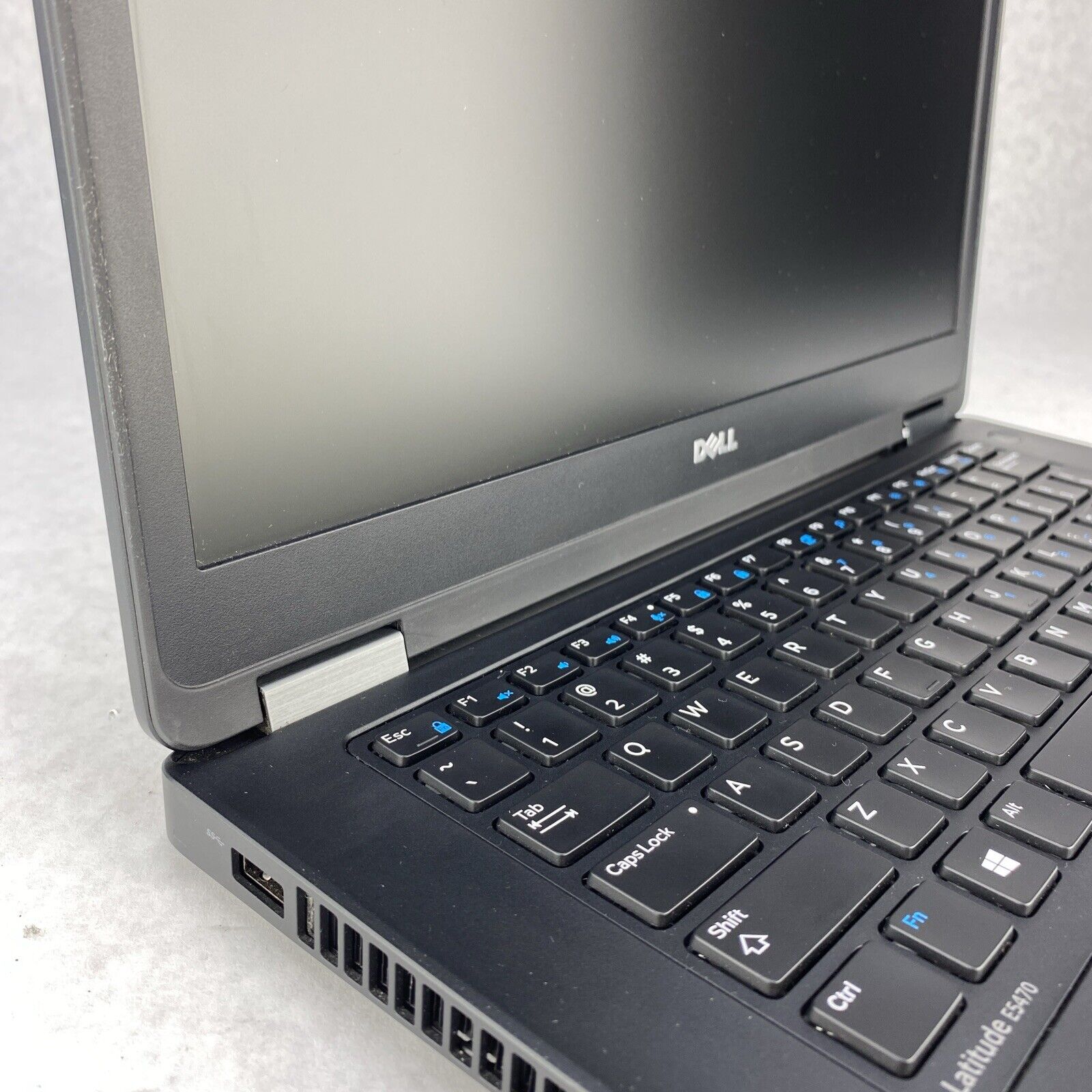 Dell Latitude E5470 14" Intel Core i5-6200U 2.30GHz 4GB RAM No AC No HDD OS