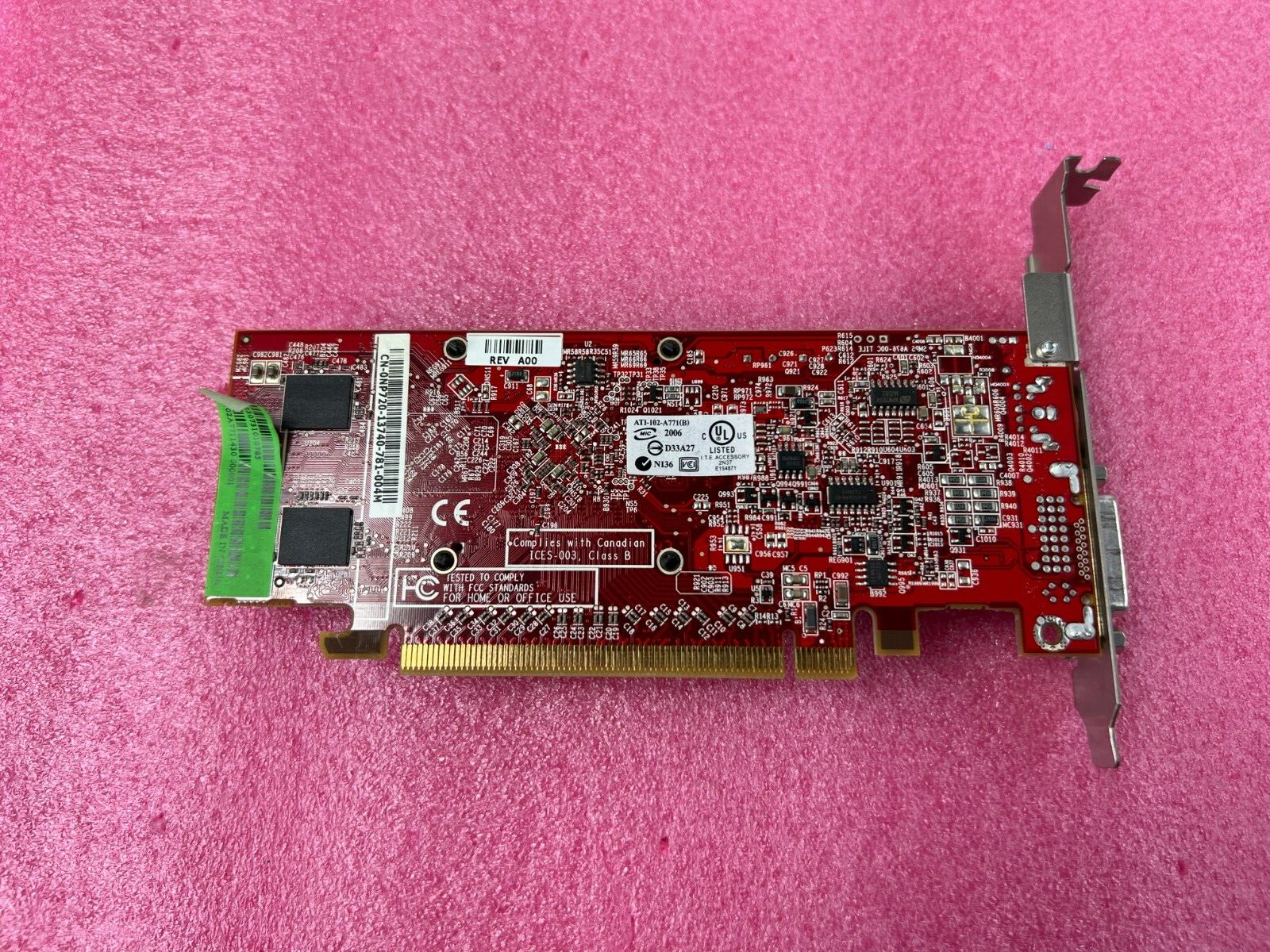 Dell ATI Radeon X1300 128MB Graphics Card NP720 ATI-102-A771