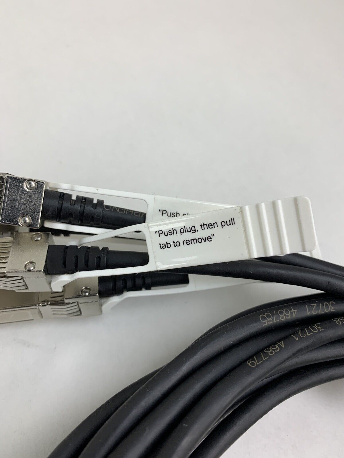 Dell EMC 038-004-950-00 AMPHENOL 3M Cable