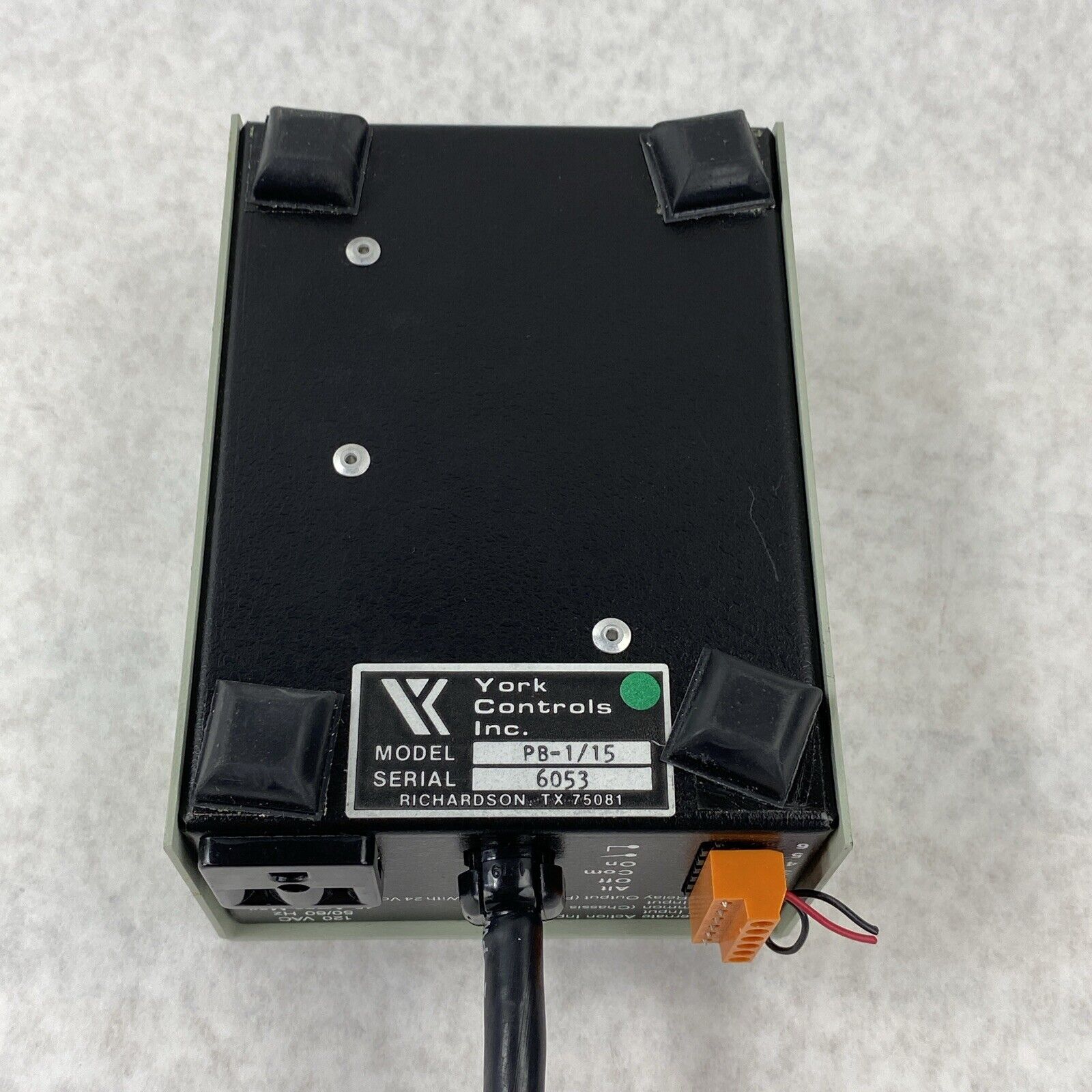 York Controls PB-1/15 Universal Power Box 120VAC 50/60 Hz 10A