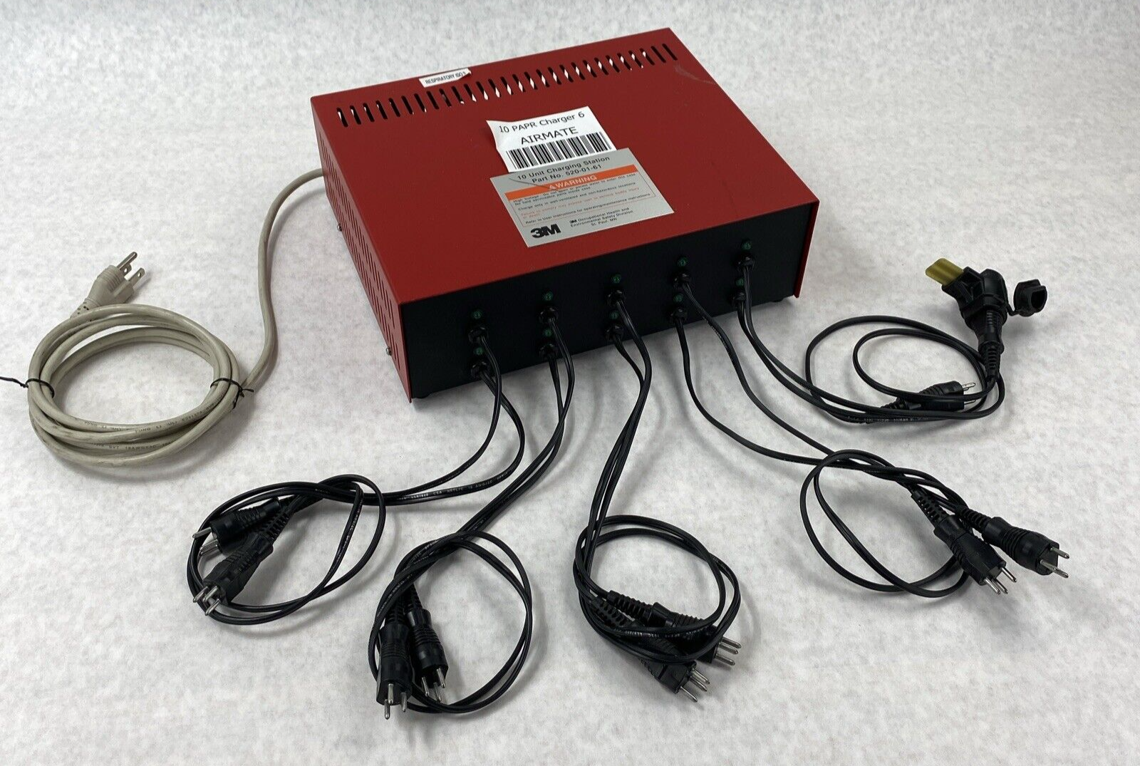 3M YL7300 10 Unit Battery Charging Station 520-01-61