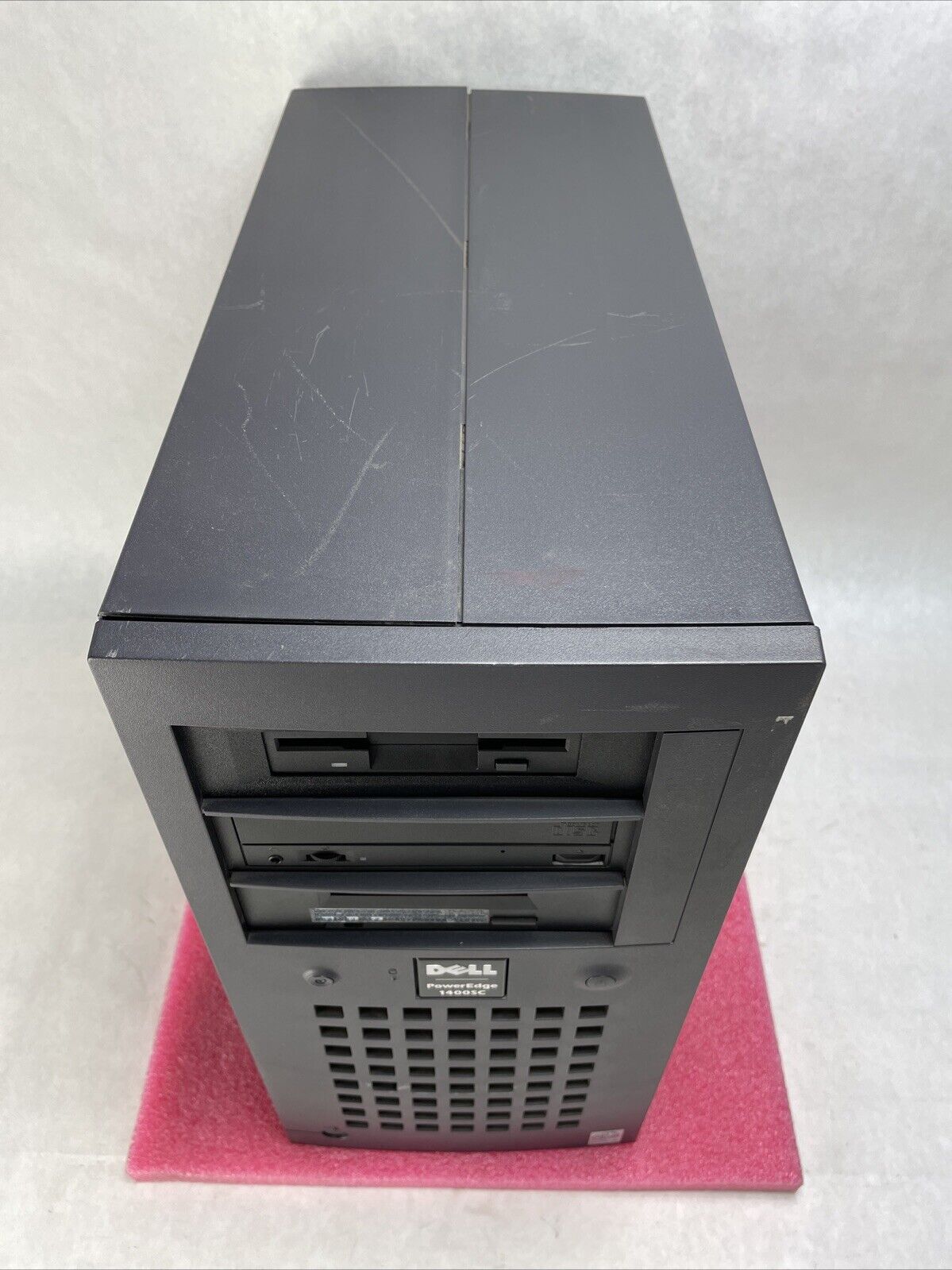 Dell Poweredge 1400SC MT Intel Pentium III 800MHz 768MB RAM No HDD No OS