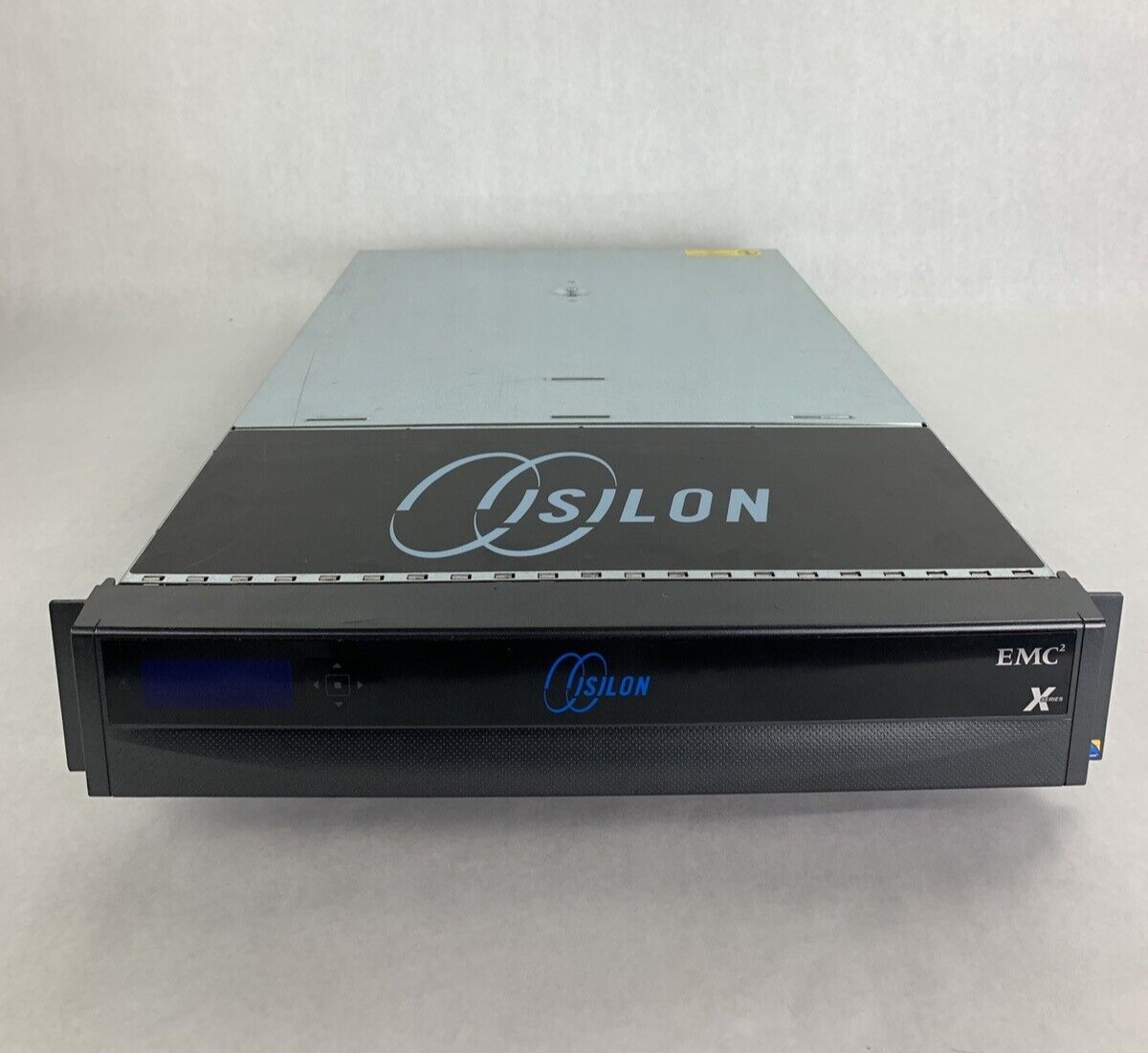 EMC Isilon Storage Array X200 x8DT6 Xeon E5504 2.0 GHz 24 GB Ram No OS No HDD