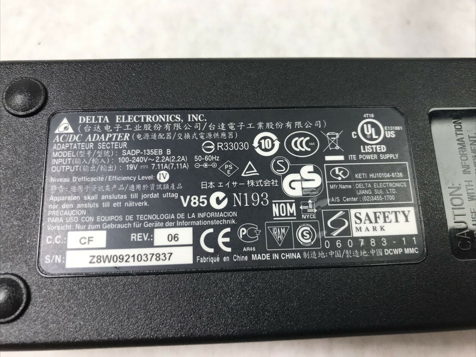 Delta Electronics SADP-135EB Laptop Charger 19V 60Hz 7.11A