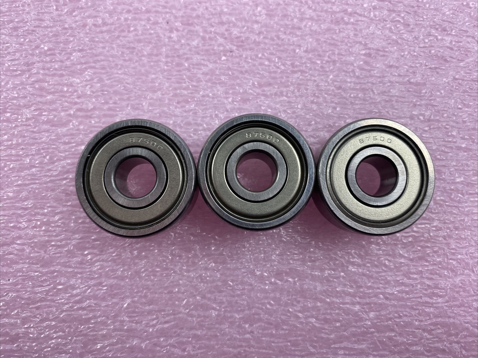 Mixed Lot of 11 Ball Bearings SMT 87500