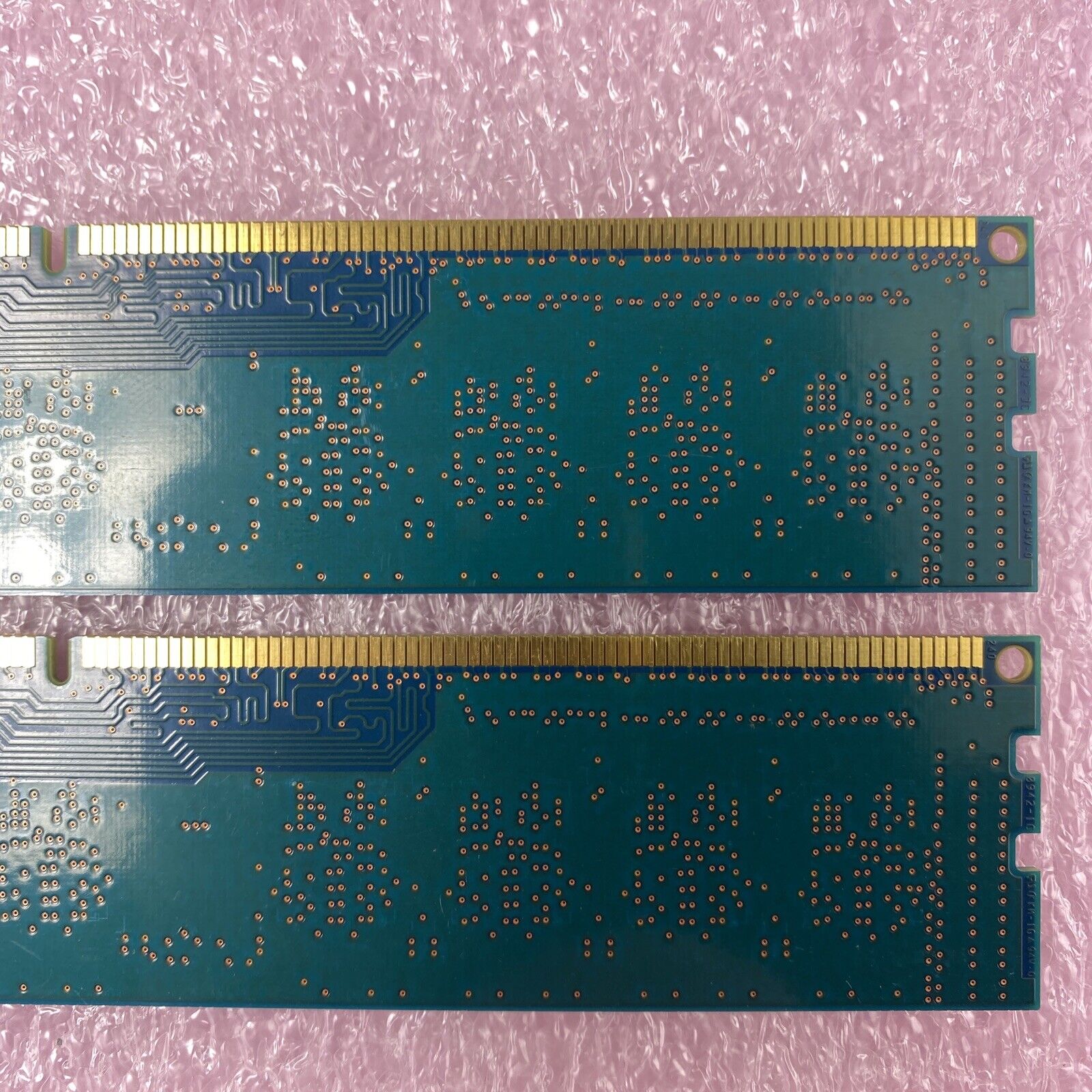 Lot( 2 ) 1GB Hynix HMT112U6BFR8C-G7 1Rx8 PC3-8500U DDR3 non-ECC Desktop RAM