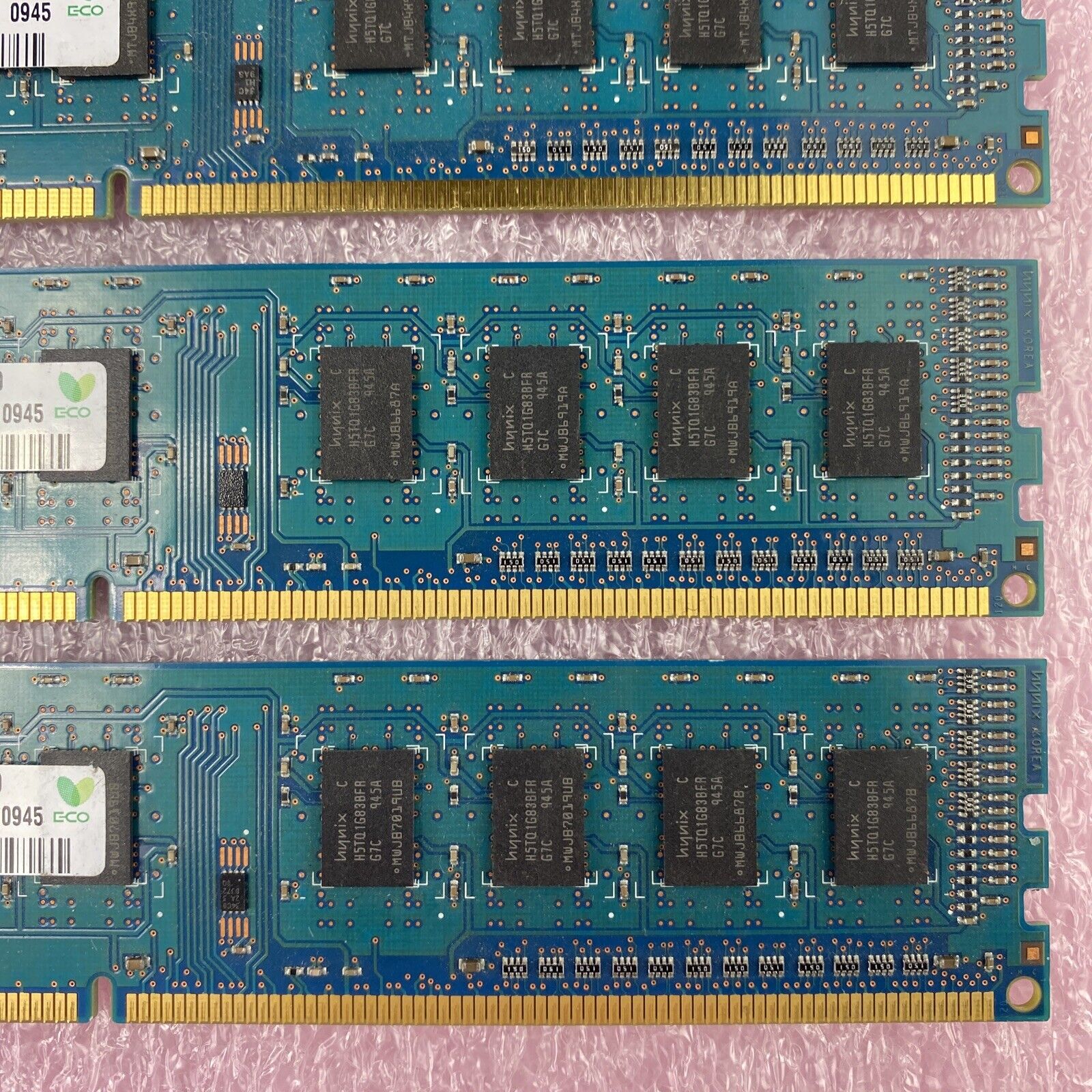 Lot( 4 ) 1GB Hynix HMT112U6BFR8C-G7 1Rx8 PC3-8500U DDR3 non-ECC Desktop RAM