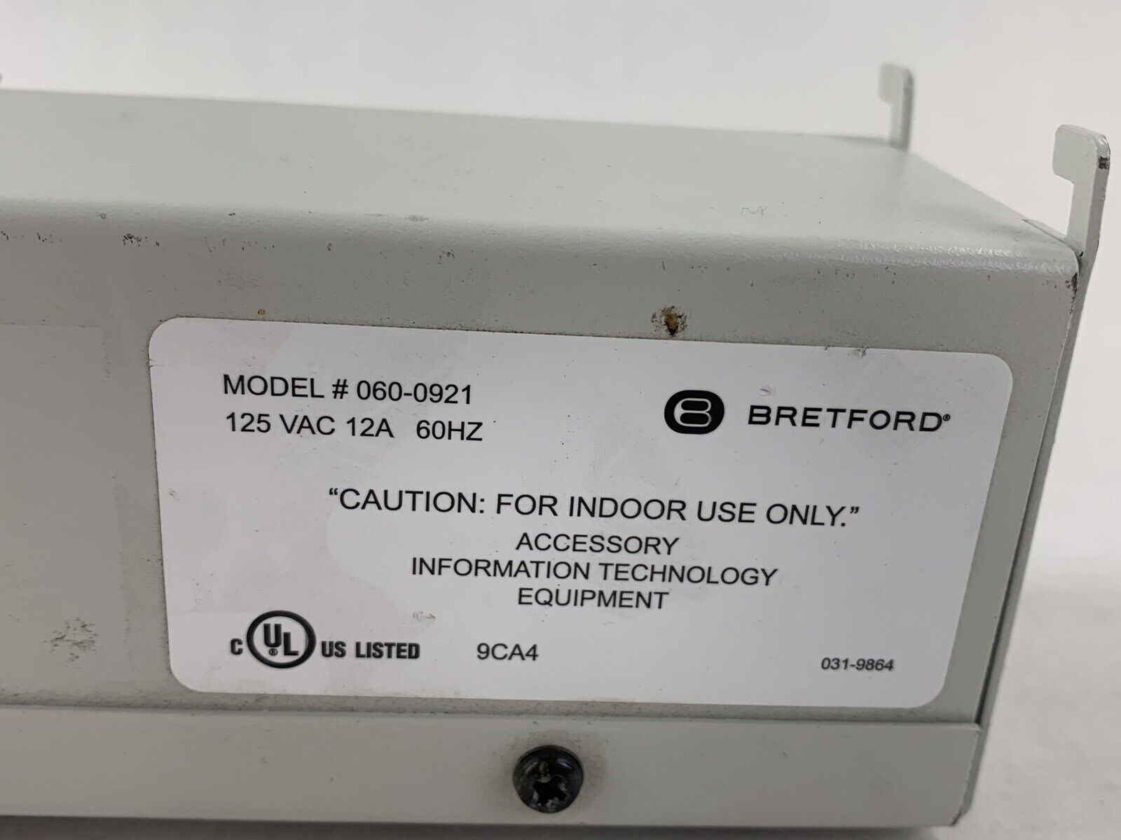 Bretford 060-0922 Power Strip 125 VAC 12A 60HZ 6 Outlet