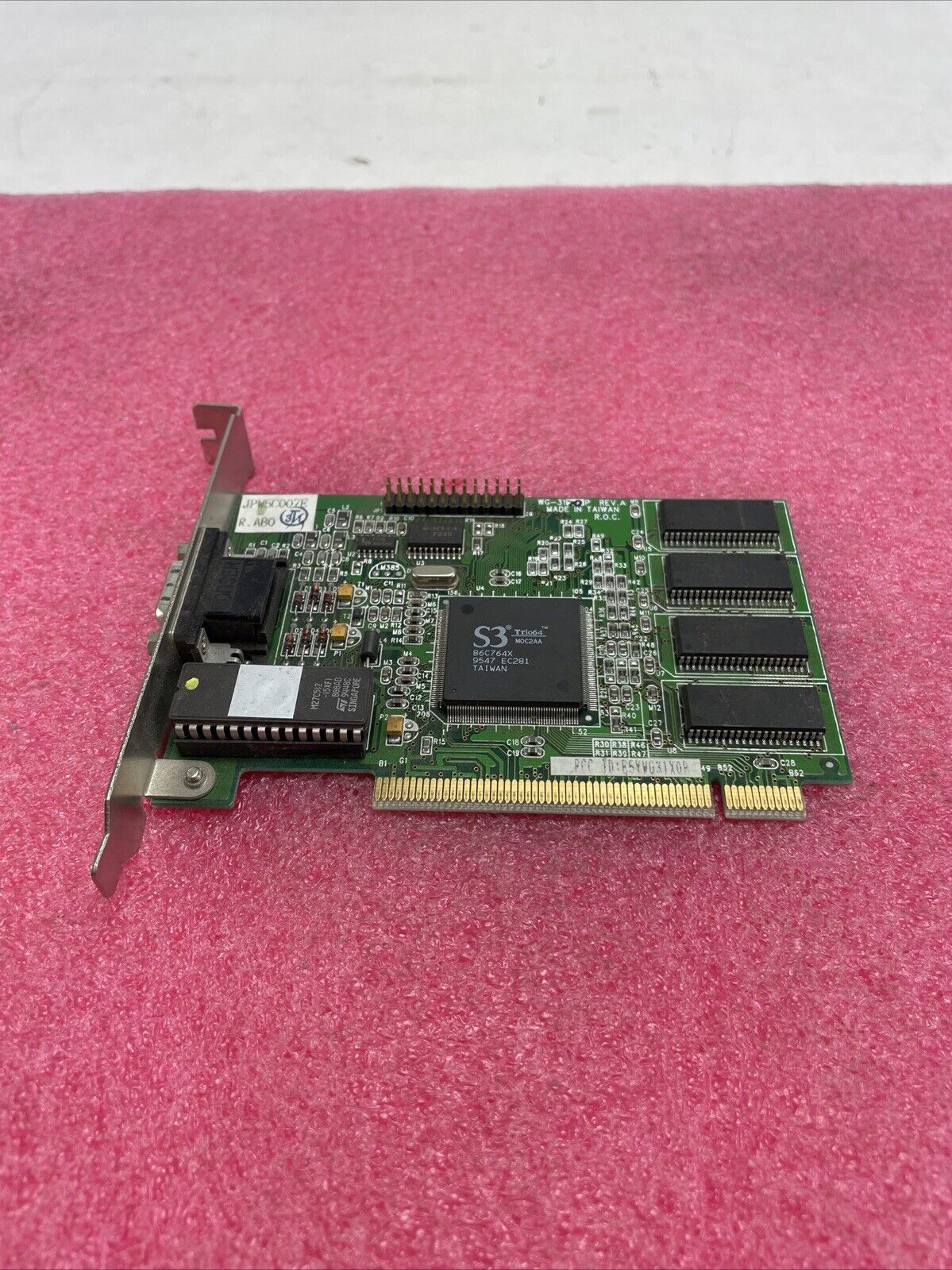 WG-3120P S3 GRAPHICS E5VWG31X0P Trio64 86C764x 1MB PCI Graphics Card