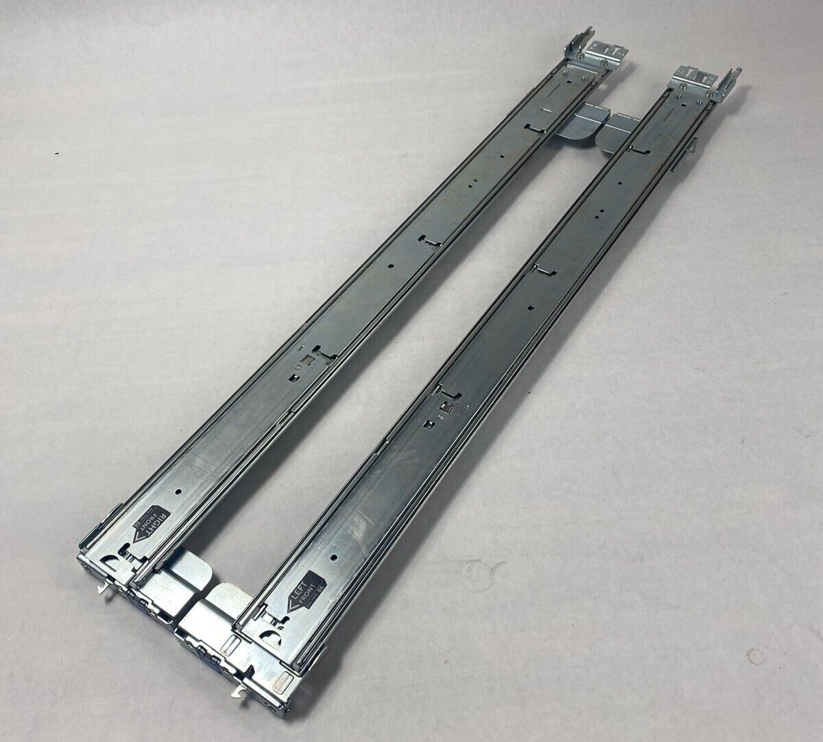 Dell PowerEdge 0FYK4G/061KCY 2U Ready Rails Left and Right