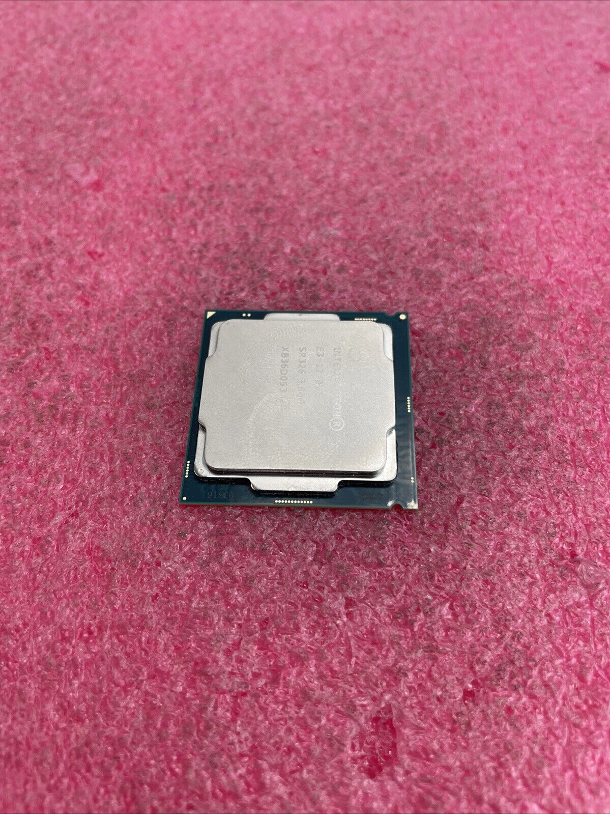 Intel Xeon E3-1270V6 3.8GHz Processor