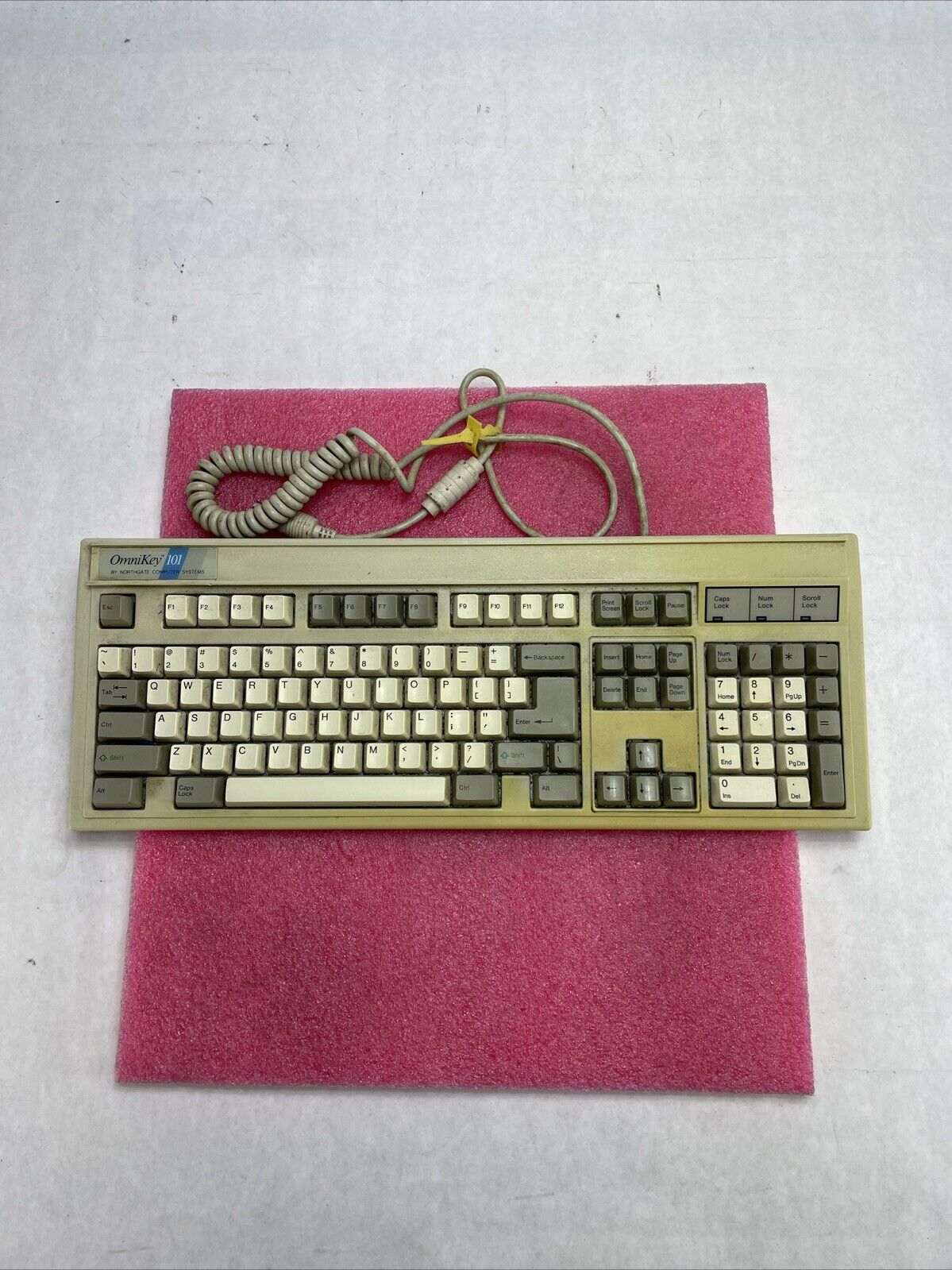 Vintage Northgate OmniKey 101 Keyboard White Alps Clicky w/Cable