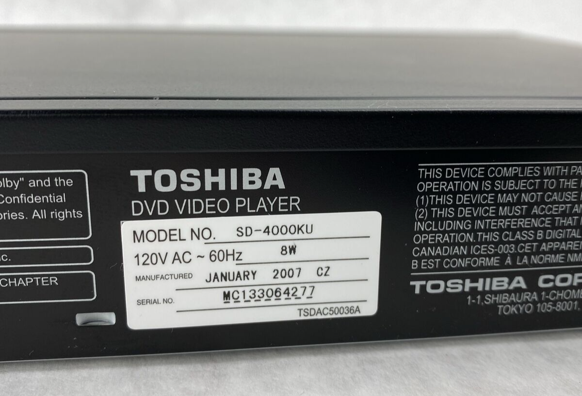 Toshiba SD-4000KU DVD Player Digital Cinema Progressive Black + Remote