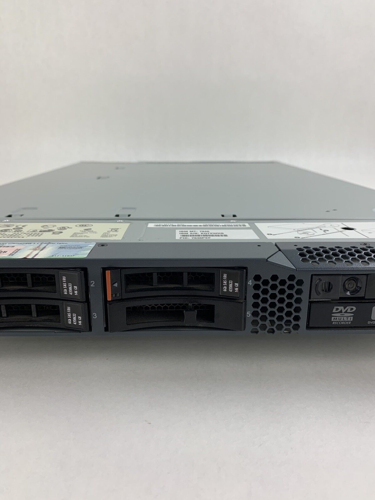 IBM System X3550 M2 Server Xeon E-5520 2.27 GHz 12 GB Ram No OS No HDD