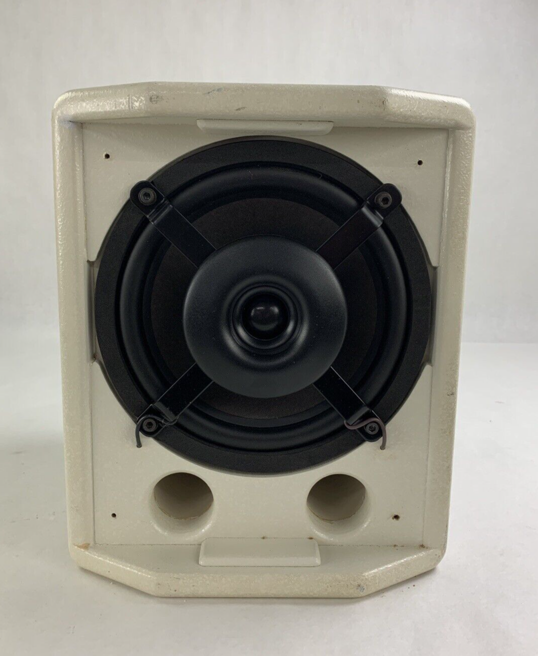 Pair of Community CPL23T 2-Way 100/250W 70v /8Ω MultiTap Loud Speaker White