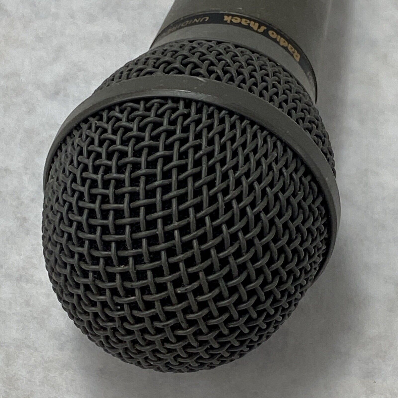 Radio Shack 33-3001 Uni-Directional Dynamic Microphone - Missing On/Off Switch