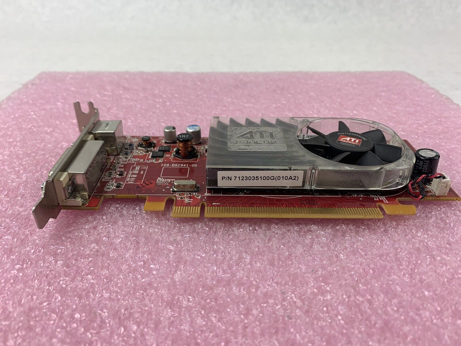 Mix of 4 Untested ATI Radeon 256MB DMS-59 S-Video PCIe16 GPUs