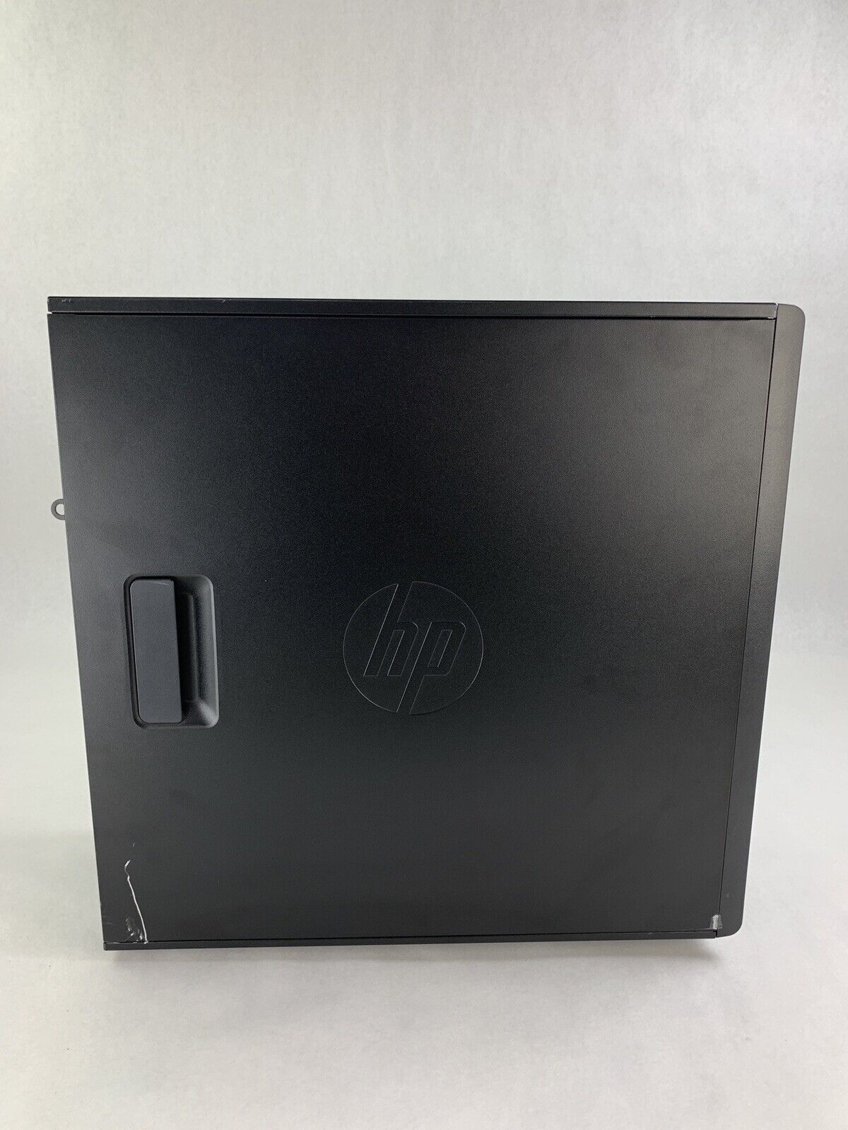 HP Z440 Workstation E5-1650v4 3.6 GHz 16 GB RAM Quandro K5200 No OS No HDD