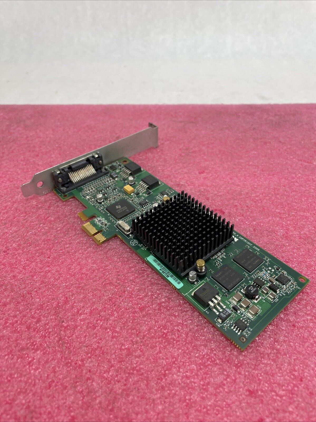 Matrox MGI G55-MDDE32LPDF G550 PCIe Graphics Card F723-00 REV A