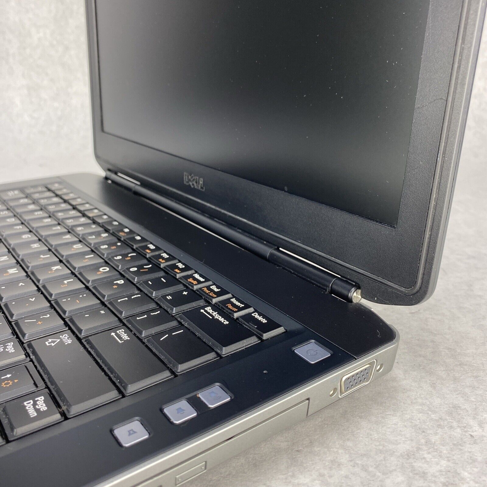 Dell Latitude E5430 Laptop 14" Intel i5-3380M 2.50GHz 4GB RAM No HDD OS