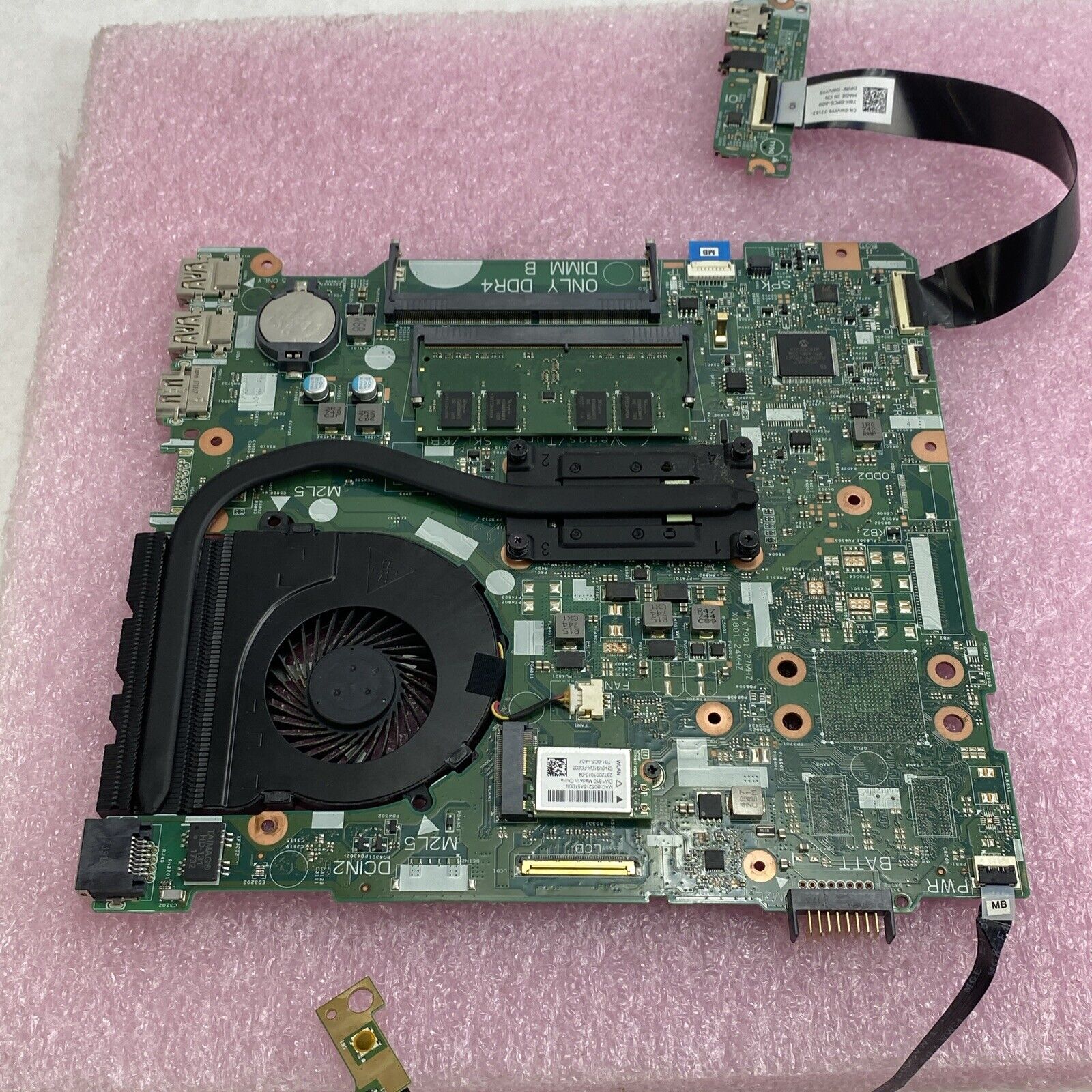 Dell Inspiron 15 3567 Motherboard i3-7100U 2.4 GHz 8GB RAM