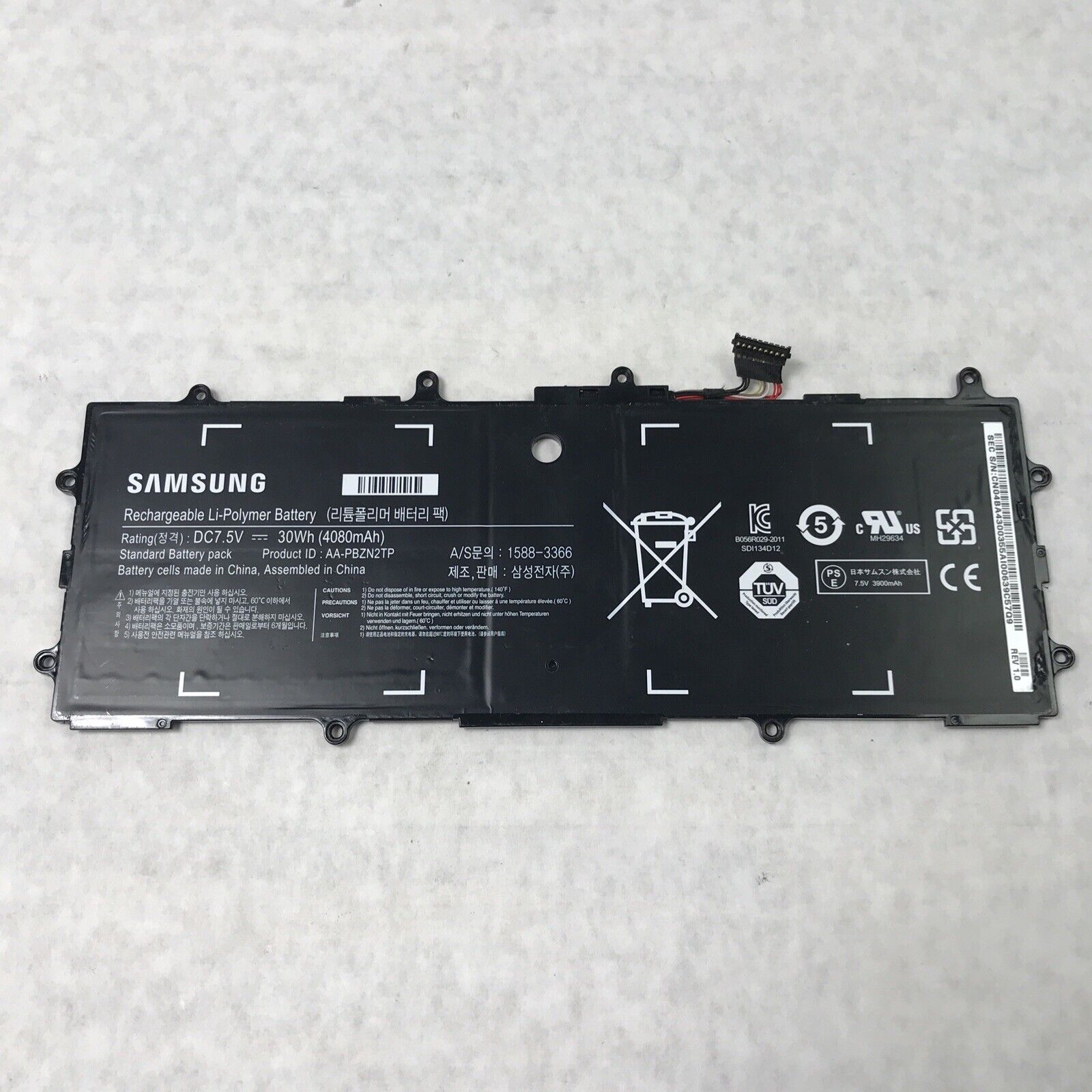 Samsung AA-PBZN2TP Rechargeable LI-Polymer Battery 30Wh DC 7.5V