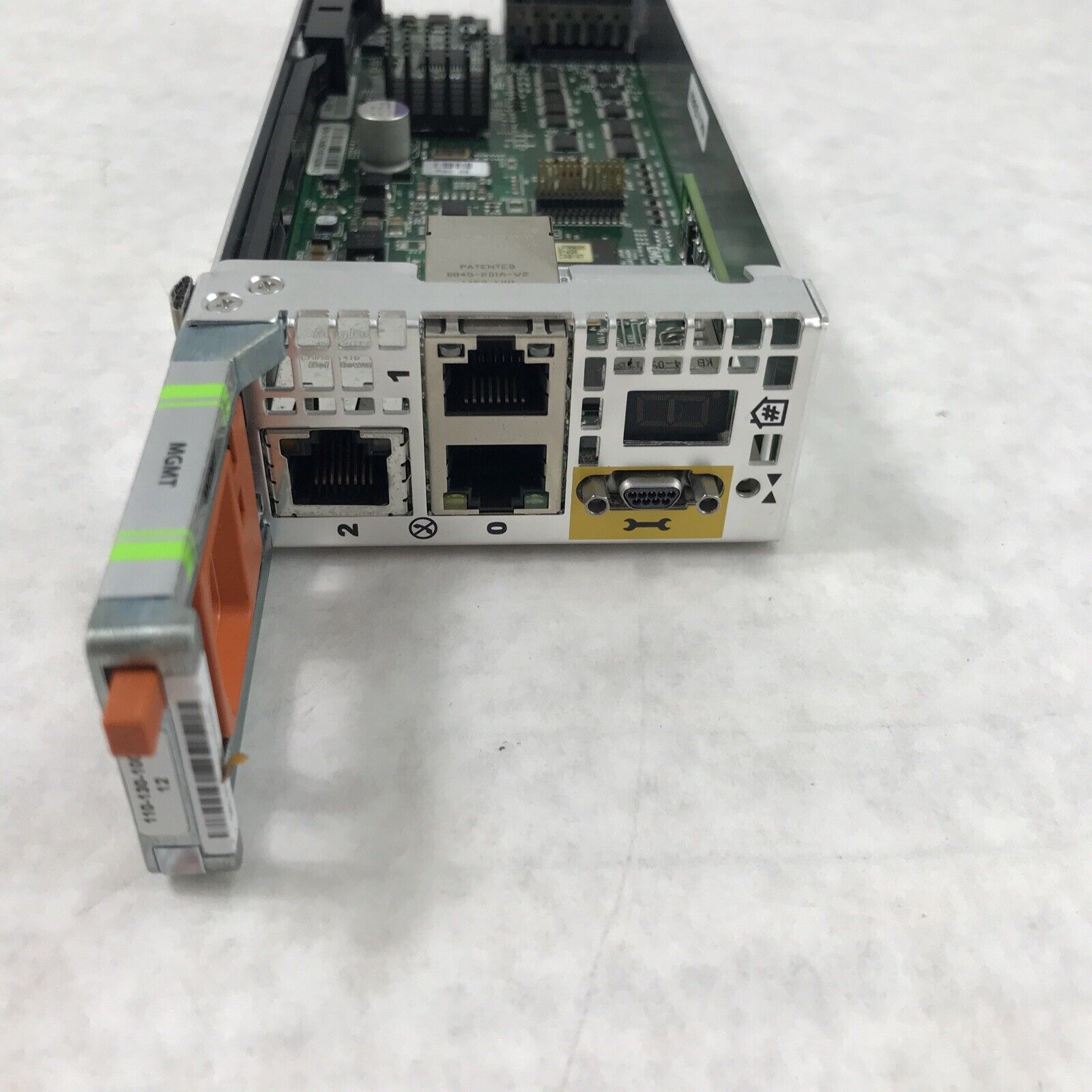 EMC 110-130-100B 110-130-100 303-130-100B 042-007-392 Storage Array Module