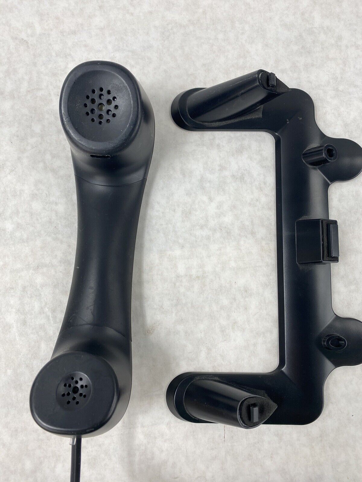 Lot( 2 ) Shoretel 230 VOIP IP Business Phone Black w Handset and Stand