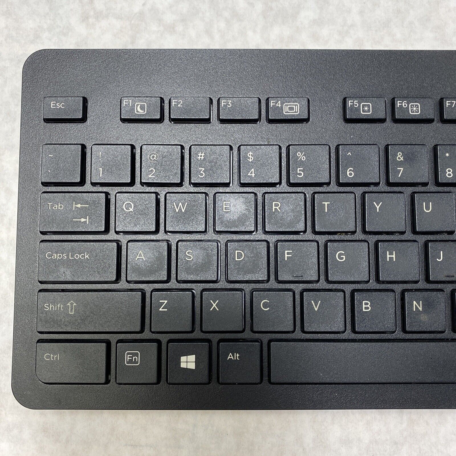 HP PH0U Slim USB Wired 105 key QWERTY Keyboard Black