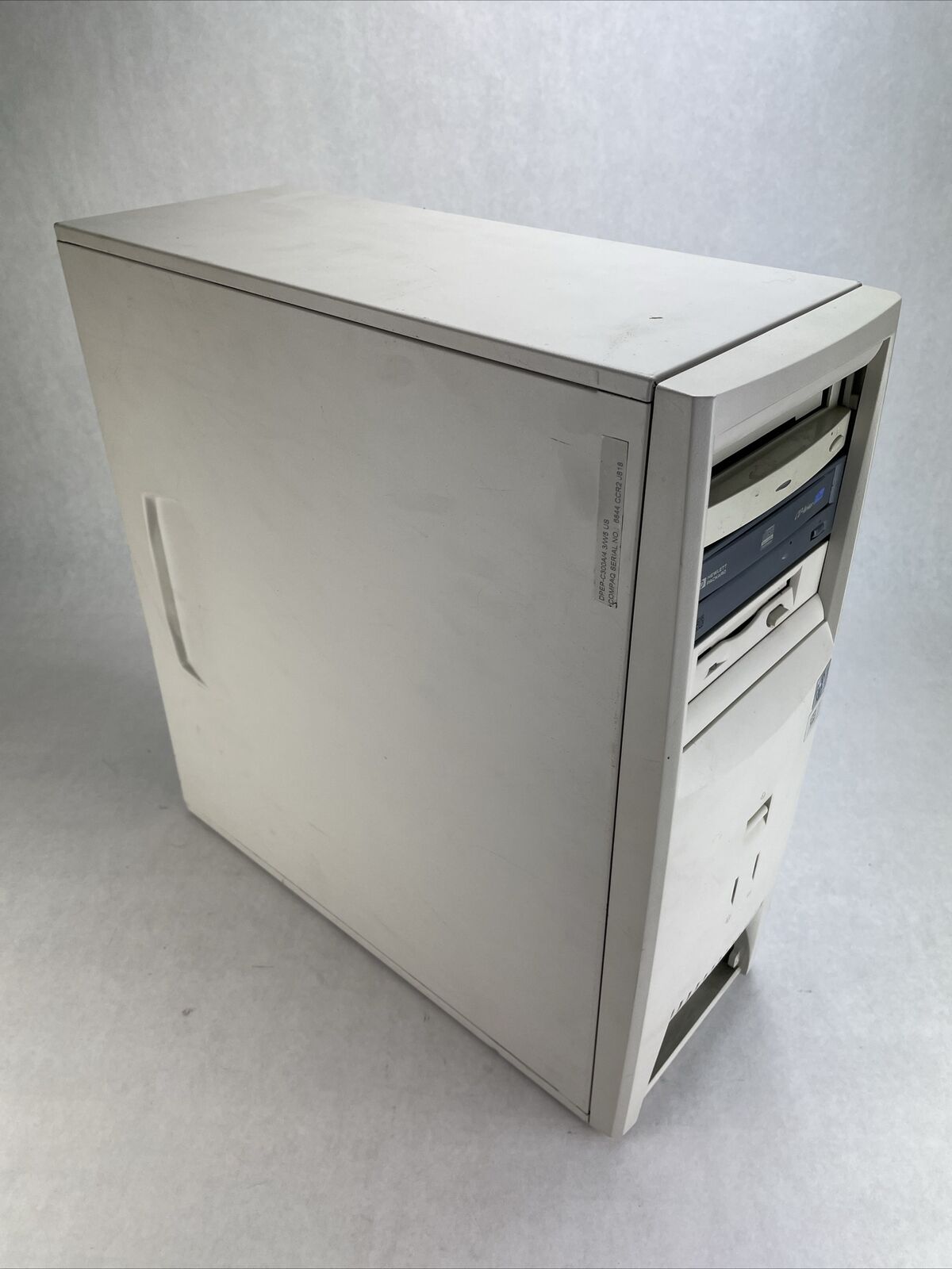 Compaq DeskPro EP-C300A MT Intel Celeron 300MHz 160MB RAM No HDD No OS