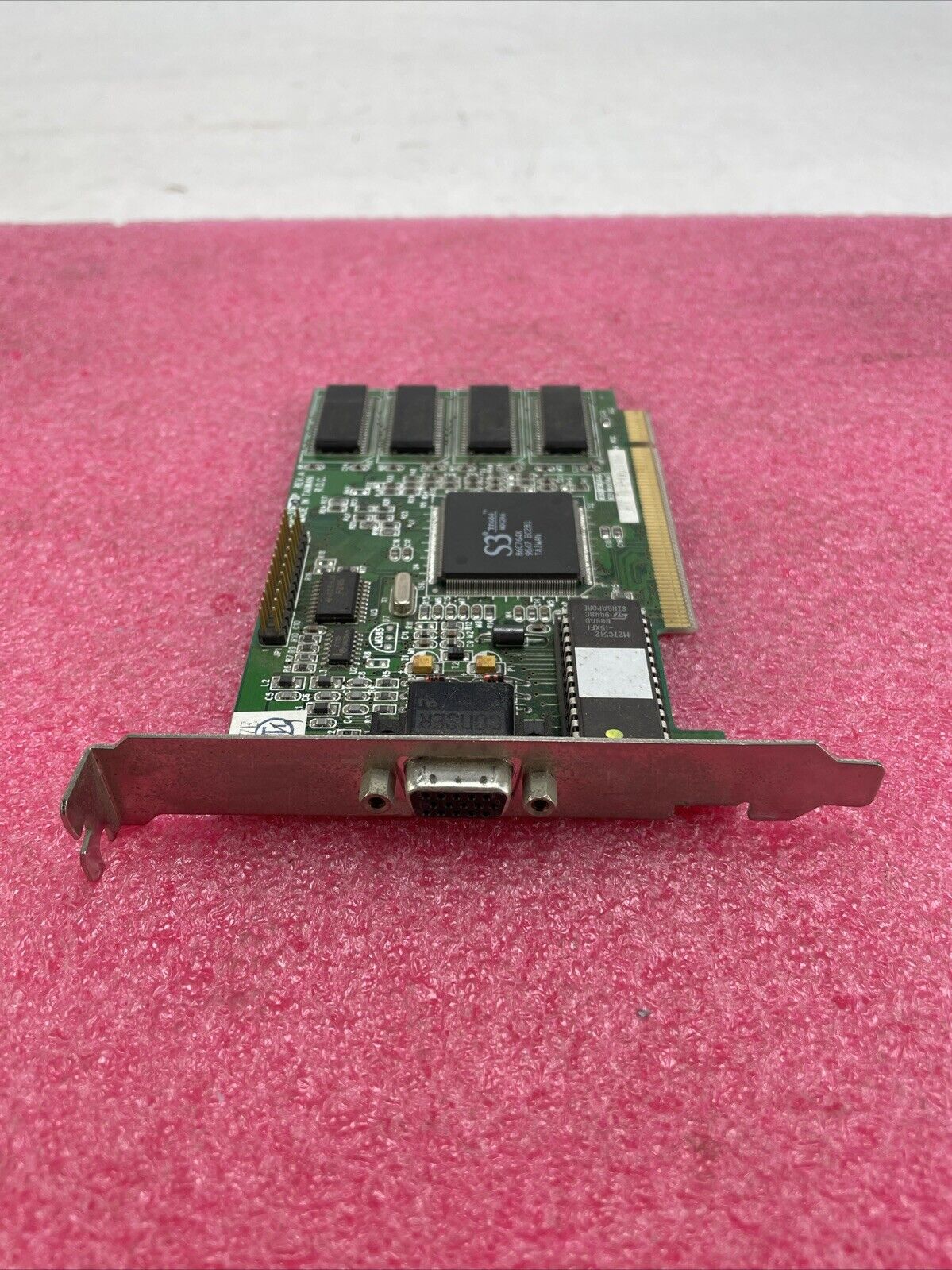 WG-3120P S3 GRAPHICS E5VWG31X0P Trio64 86C764x 1MB PCI Graphics Card