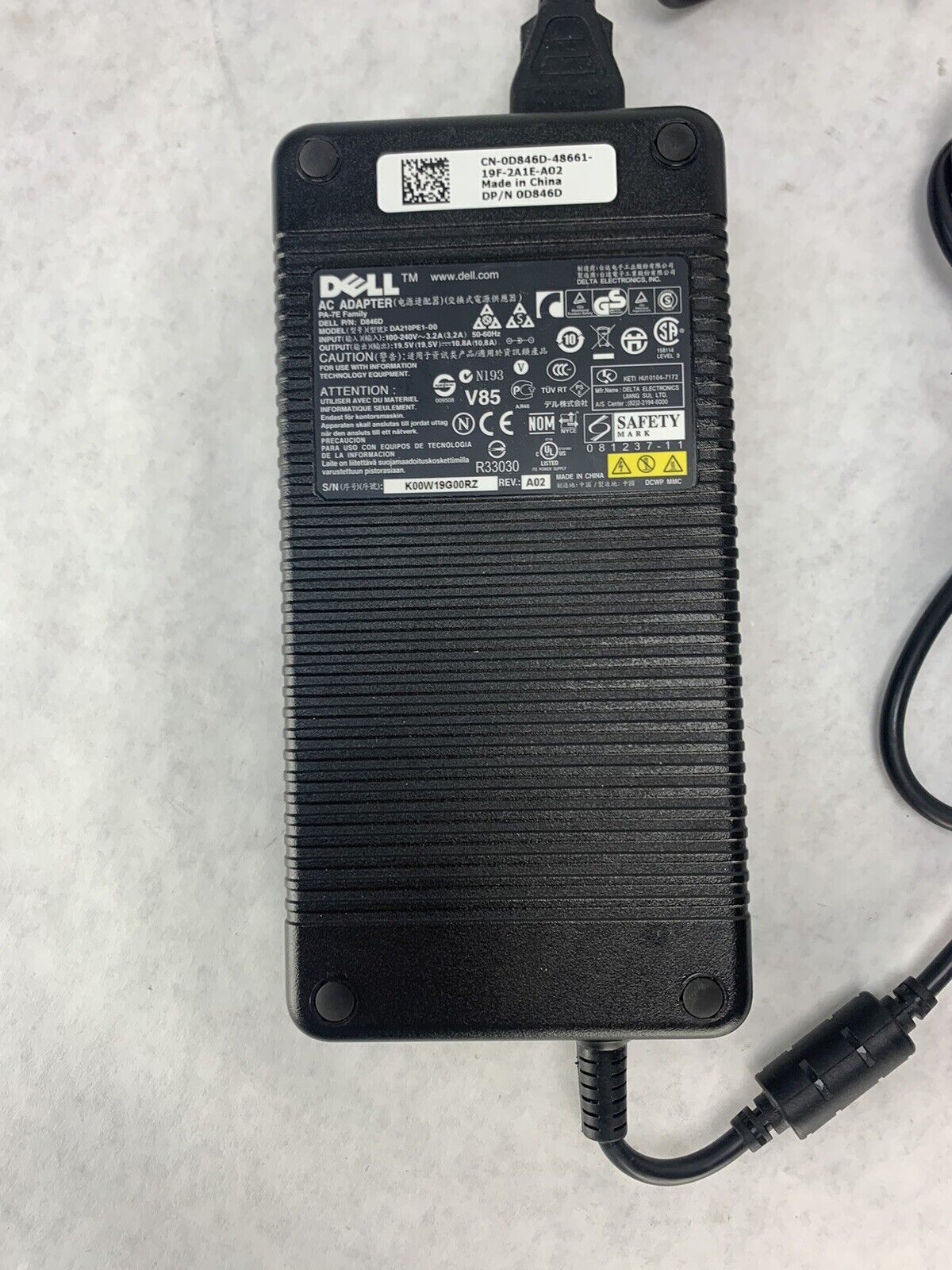 OEM DELL 0D846D 210W AC Adapter 19.5V 10.8A PA-7E DA210PE1-00