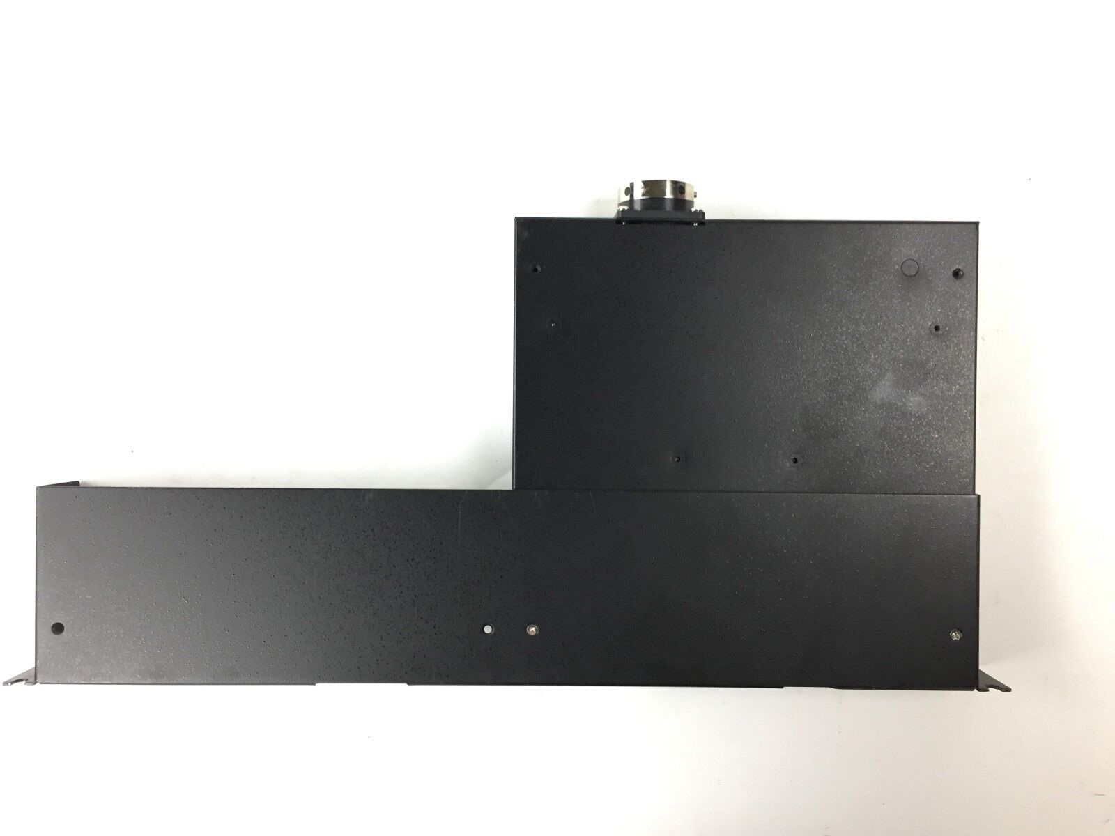 IBM 73P5843 Rack Power Distribution Unit With Mounting Bracket