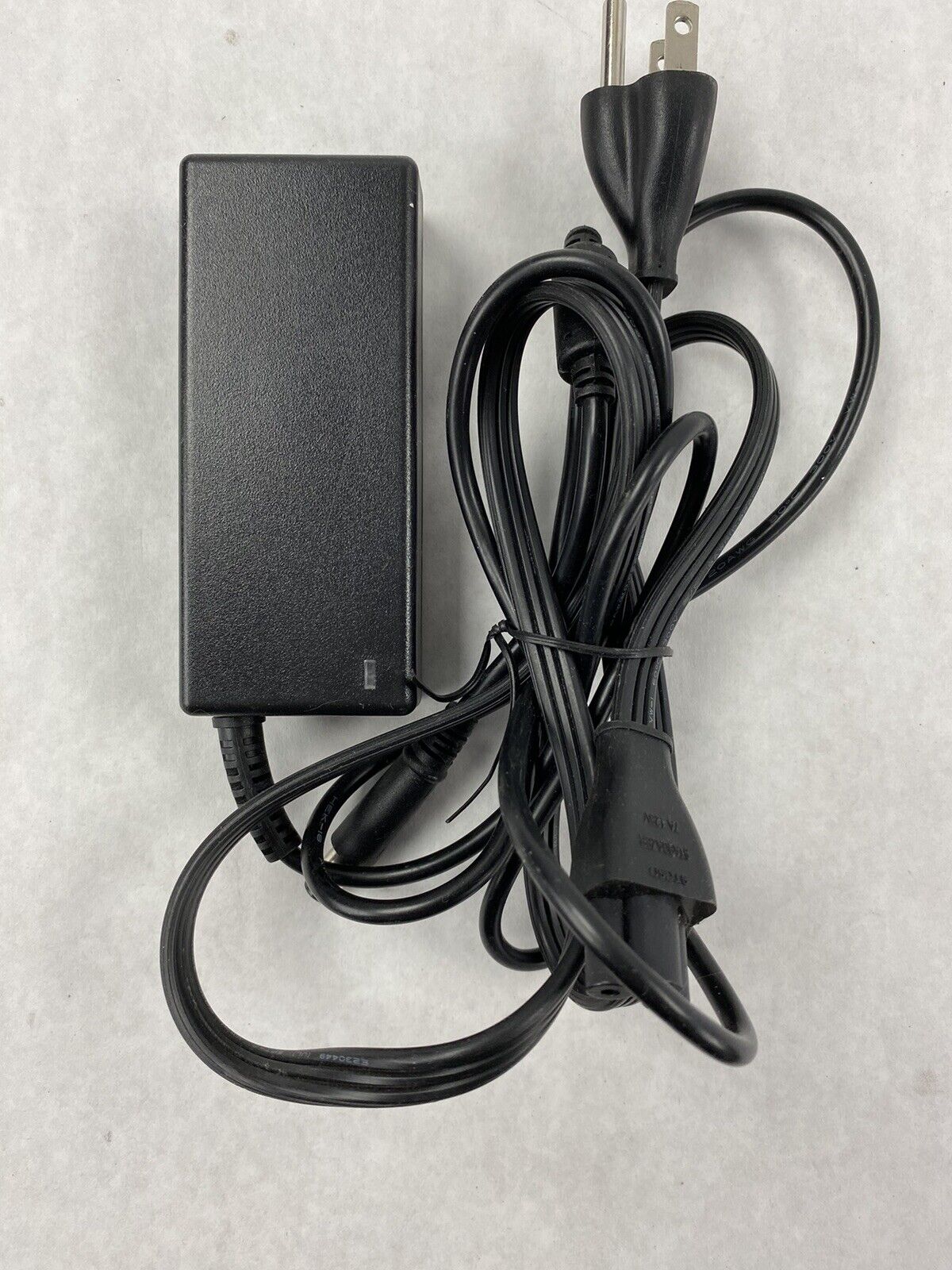 Dell DA65PM111 19.5V 3.34A Laptop AC Adapter