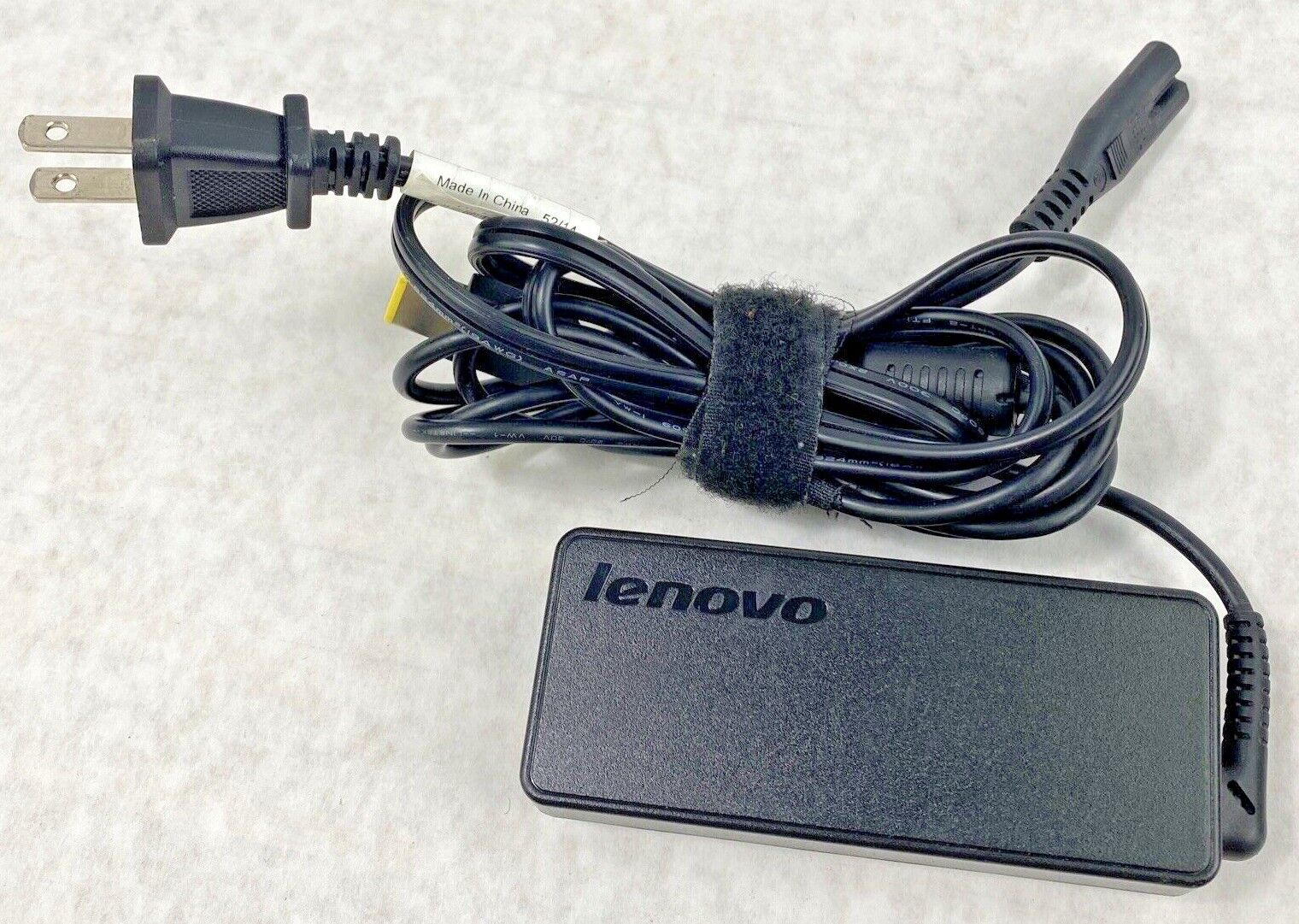 Lenovo 03X7138 ThinkPad OneLink Pro Dock DU9033S1 DVI/DP USB3.0 w/ 65W PSU